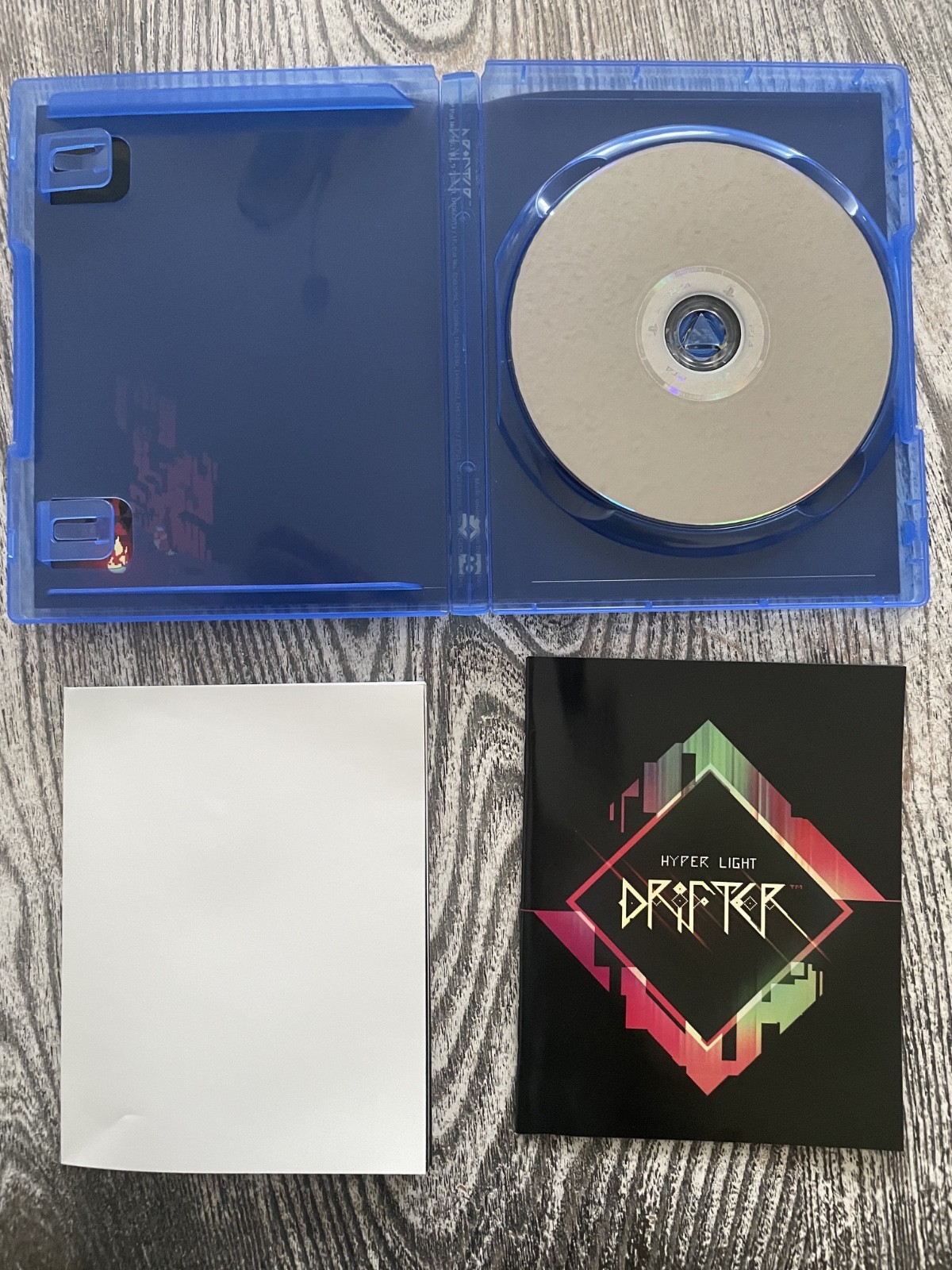 Hyper Light Drifter PS4 Playstation 4 Iam8bit Complete W/ Poster