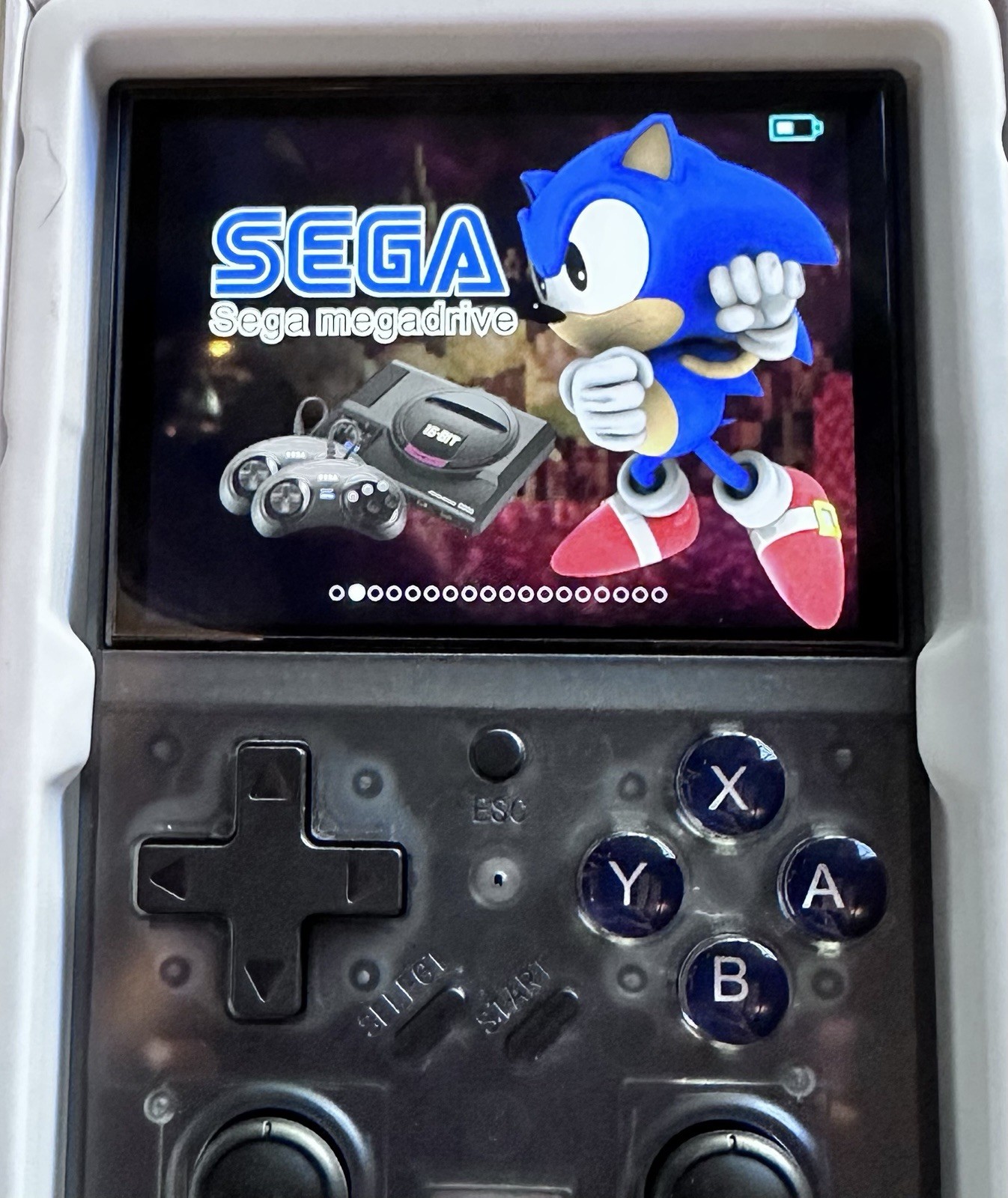 Portable Retro Gaming Console with 15 000 Legendary Games Built-in