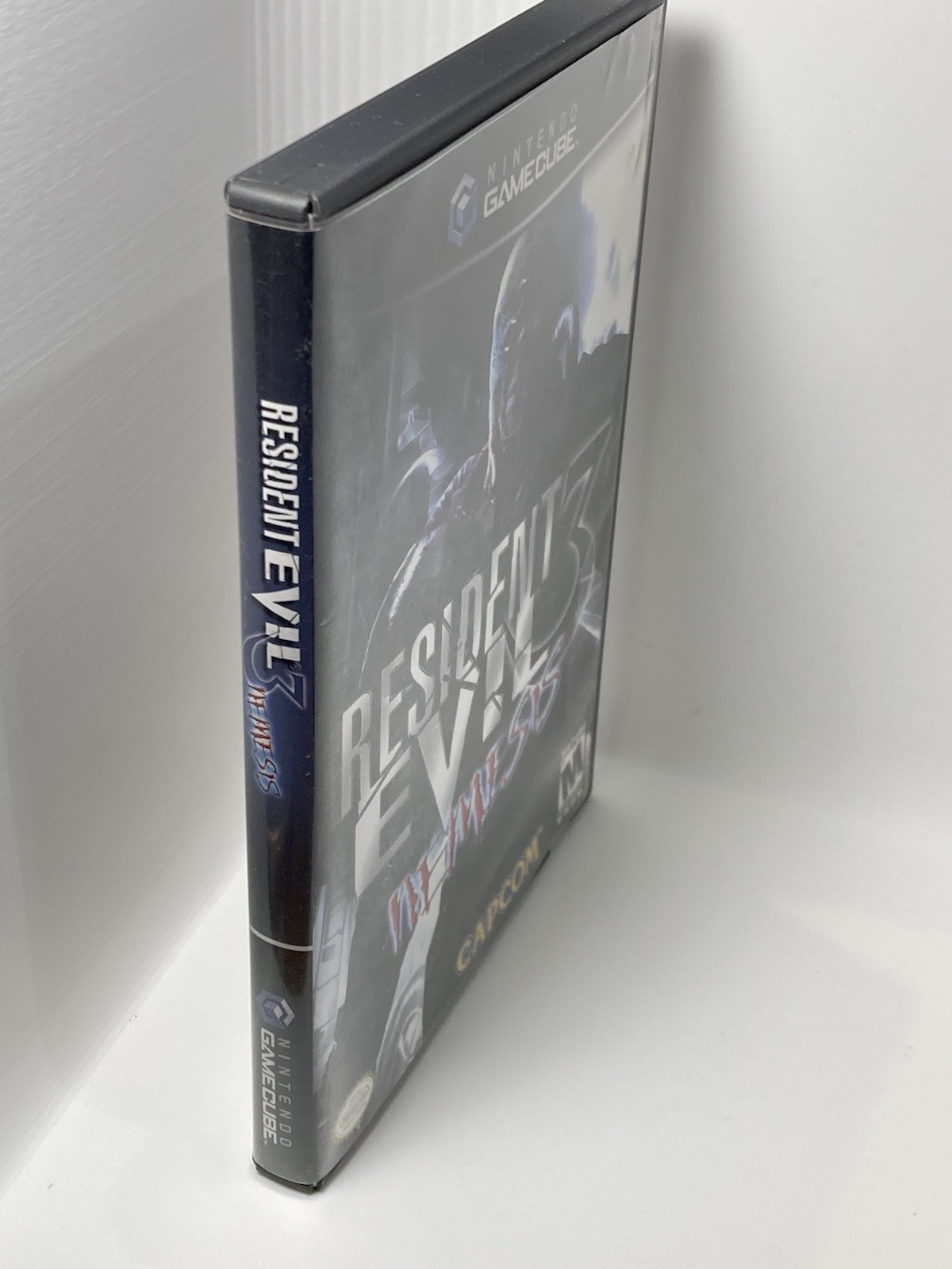 Resident Evil 3 Nemesis Nintendo GameCube 2006 Complete w Manual Excellent