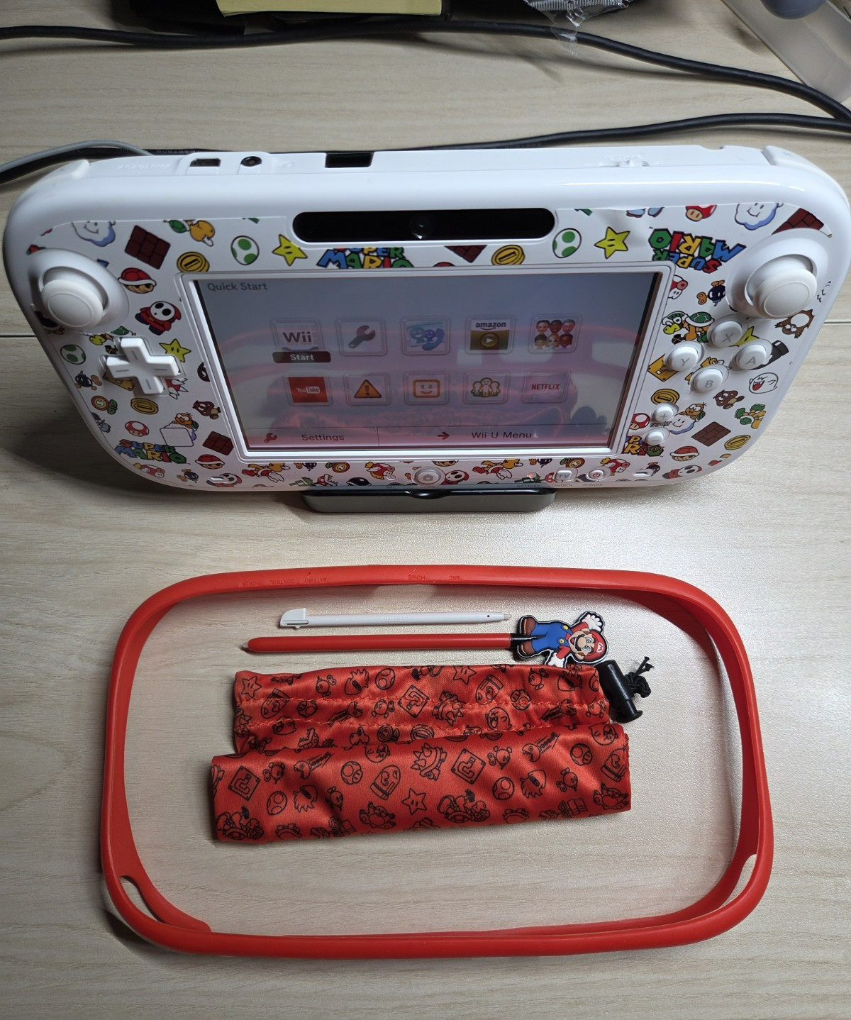 Wii U Game Pad WUP-010(USA) Charger & Stand with Stylus Tested Working Very Good
