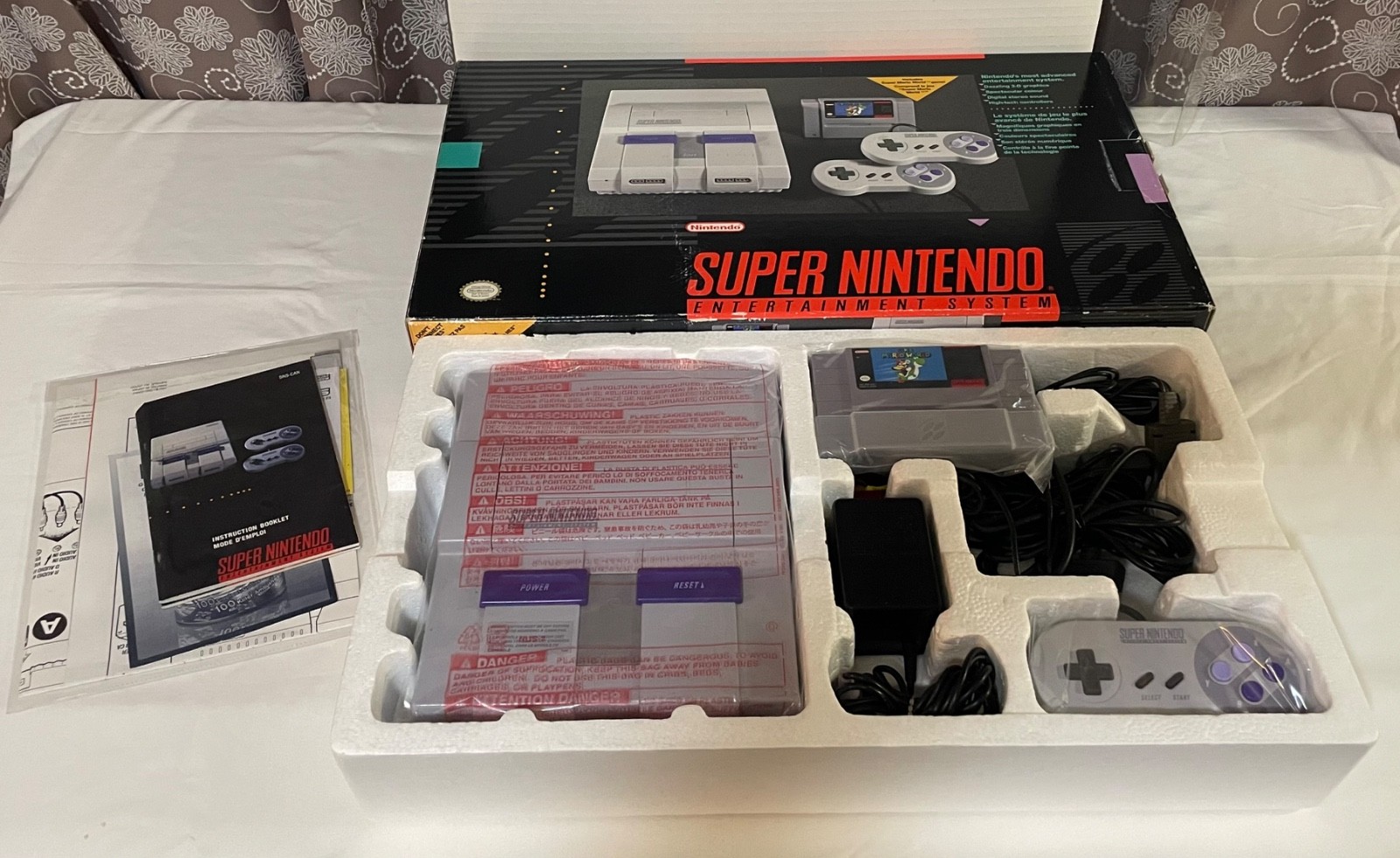 Super Nintendo System CIB Bundle / SuperScope 6 CIB / 68 in 1 SNES Game BrandNew