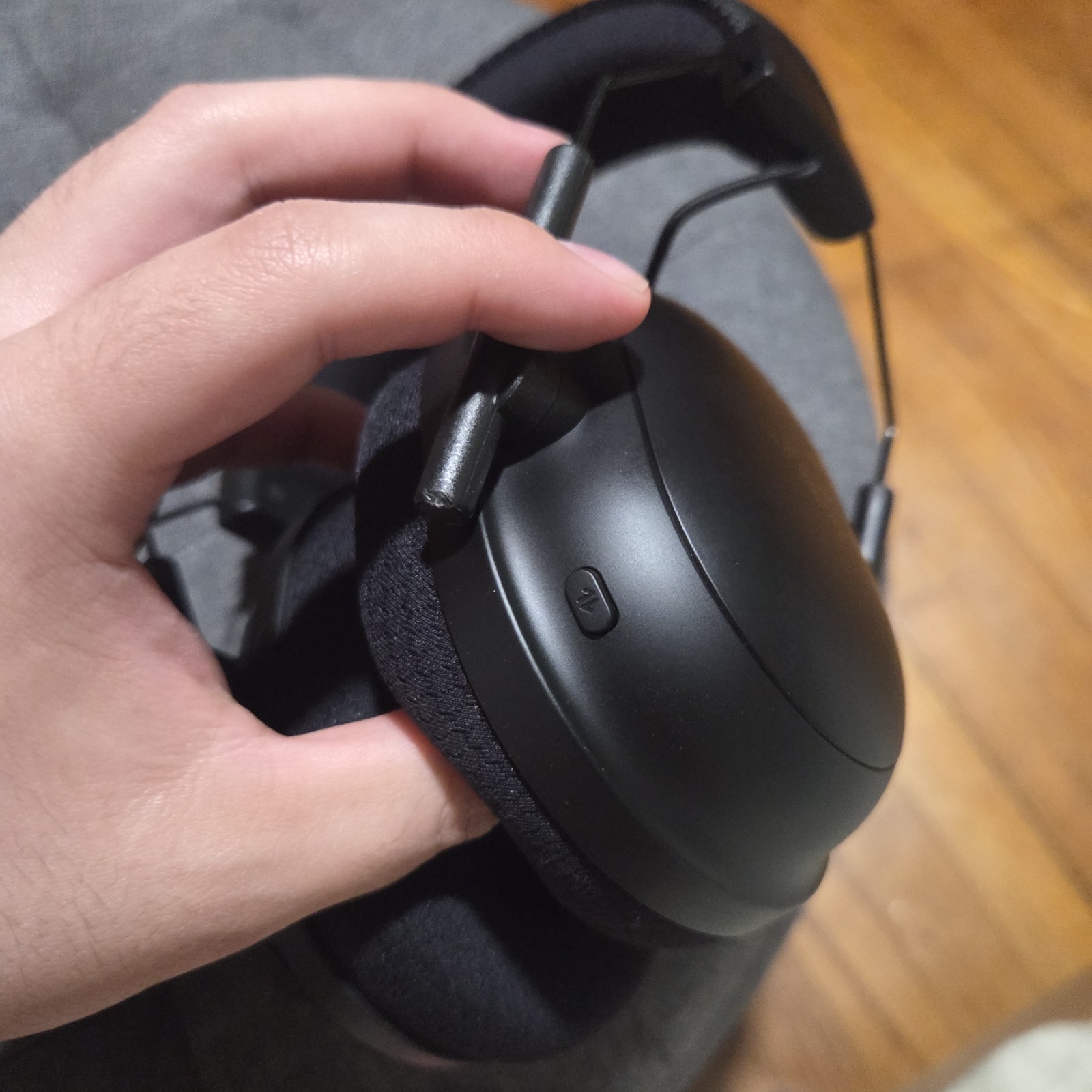 Razer BlackShark V2 Pro Wireless Over-Ear Gaming Headset – Black
