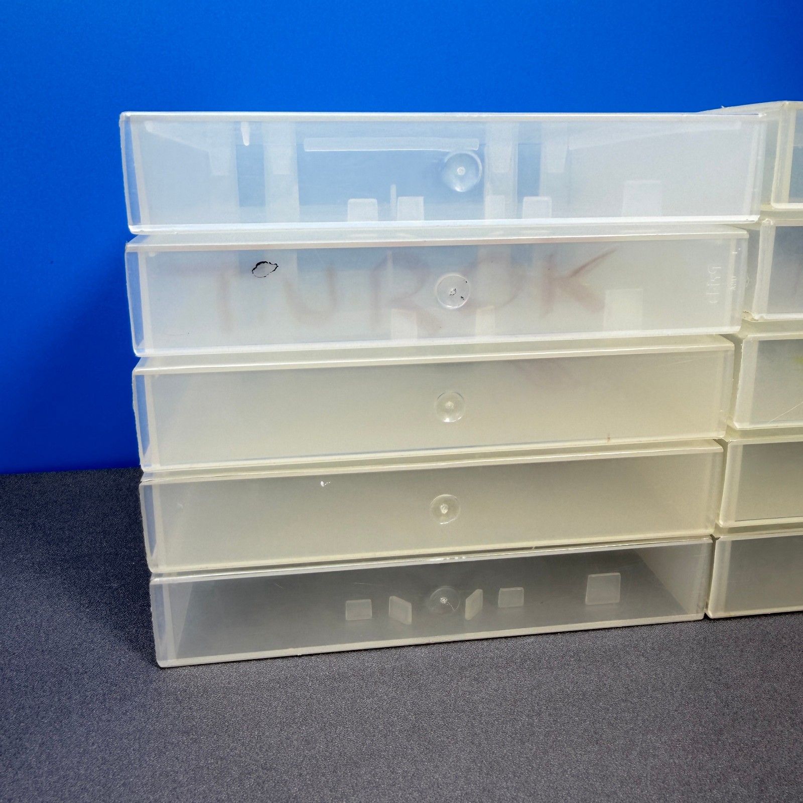 LOT OF 10 NINTENDO NES GAME HARD PLASTIC CLAMSHELL CASE CASES CLEAR RED LOGO OEM
