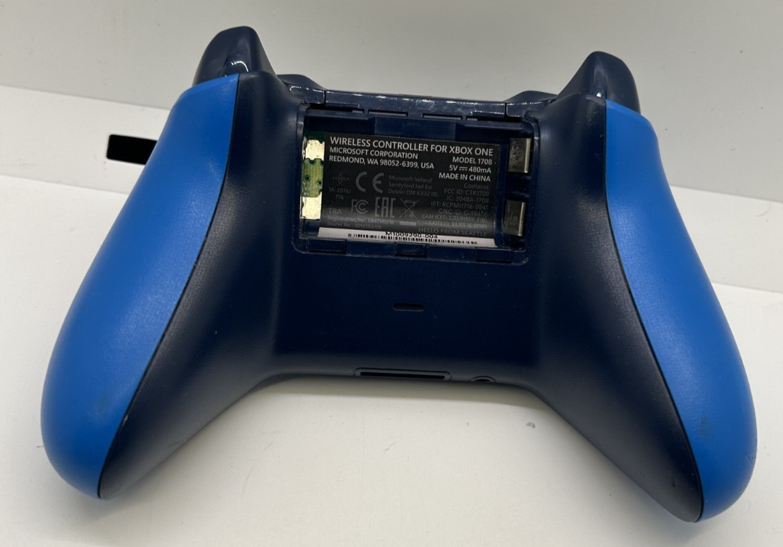 Original Microsoft Xbox One Wireless Controller blue Model 1708 No Battery Cover