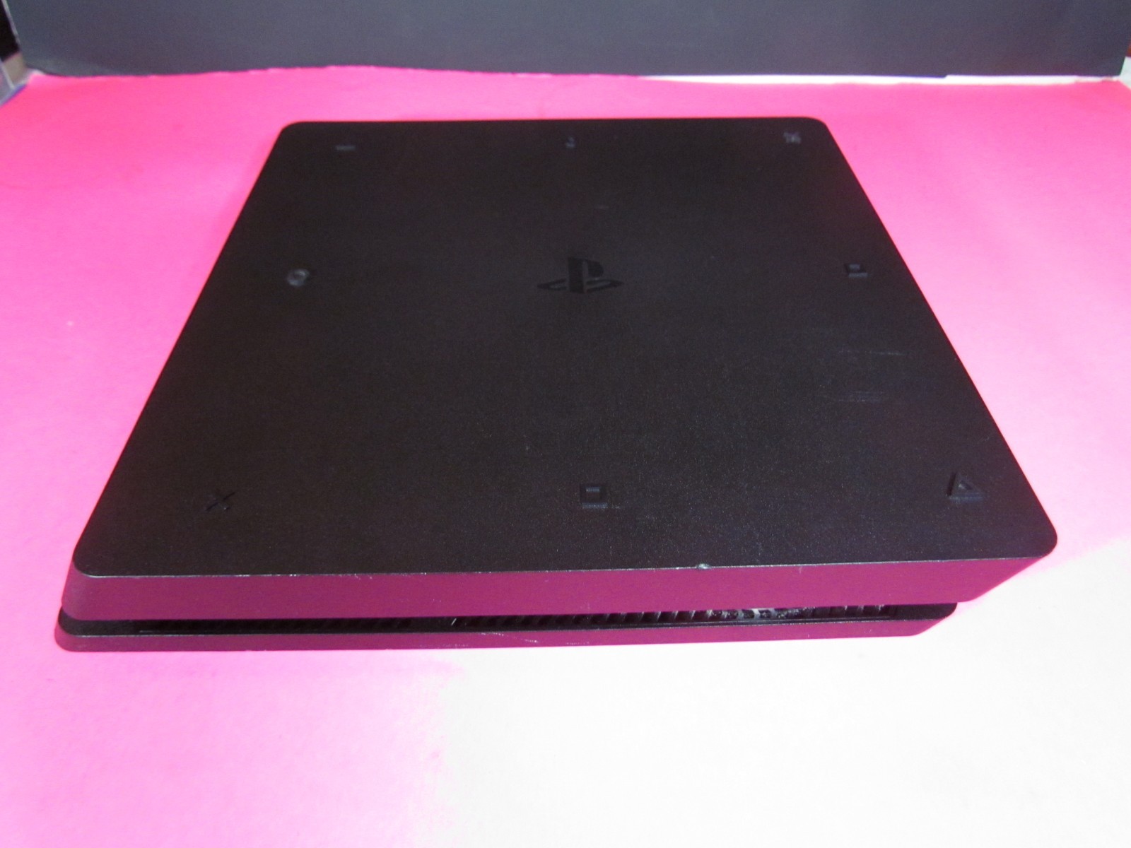 Sony PlayStation 4 Slim Console (CUH-2115B) & PARTS OR REPAIR. Firmware 12.52