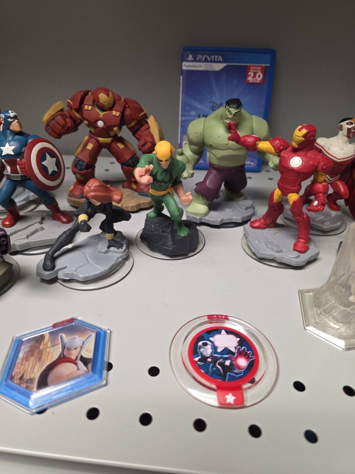 Disney Infinity 2.0 Edition Figure Lot With Game – PS VITA Lot #5