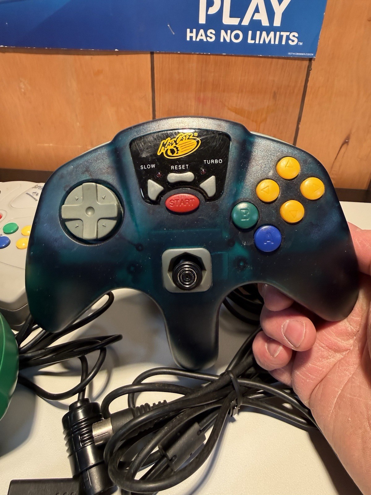 MadCatz Nintendo 64 3 Controller N64 Extension Cables Rfu Plug As Is Analogue 3d