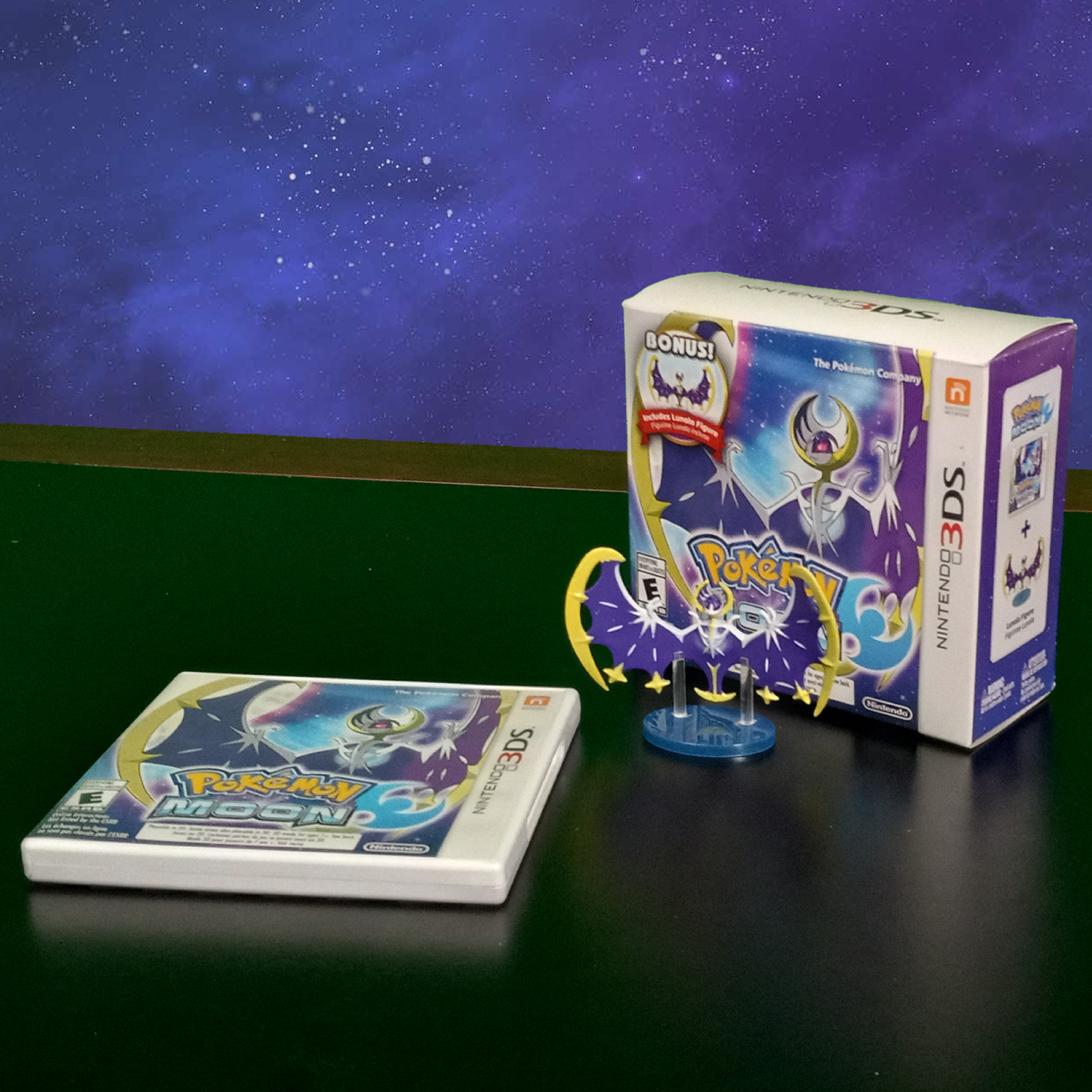 Pokémon Moon with Lunala Figure (Nintendo 3DS, 2016) CIB
