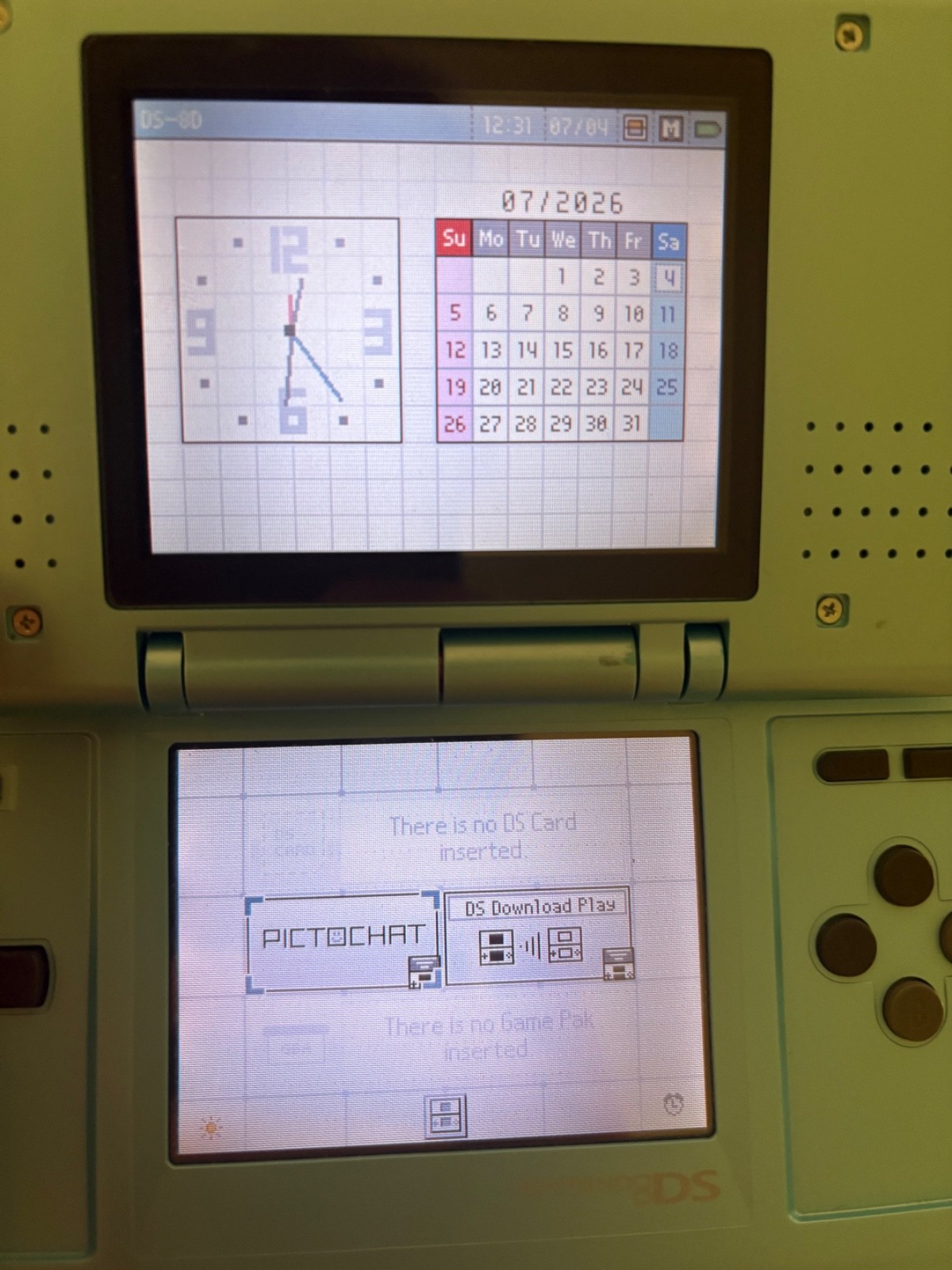 Nintendo DS Turquoise Blue Handheld System- Great Condition!- TESTED&WORKS (8D)