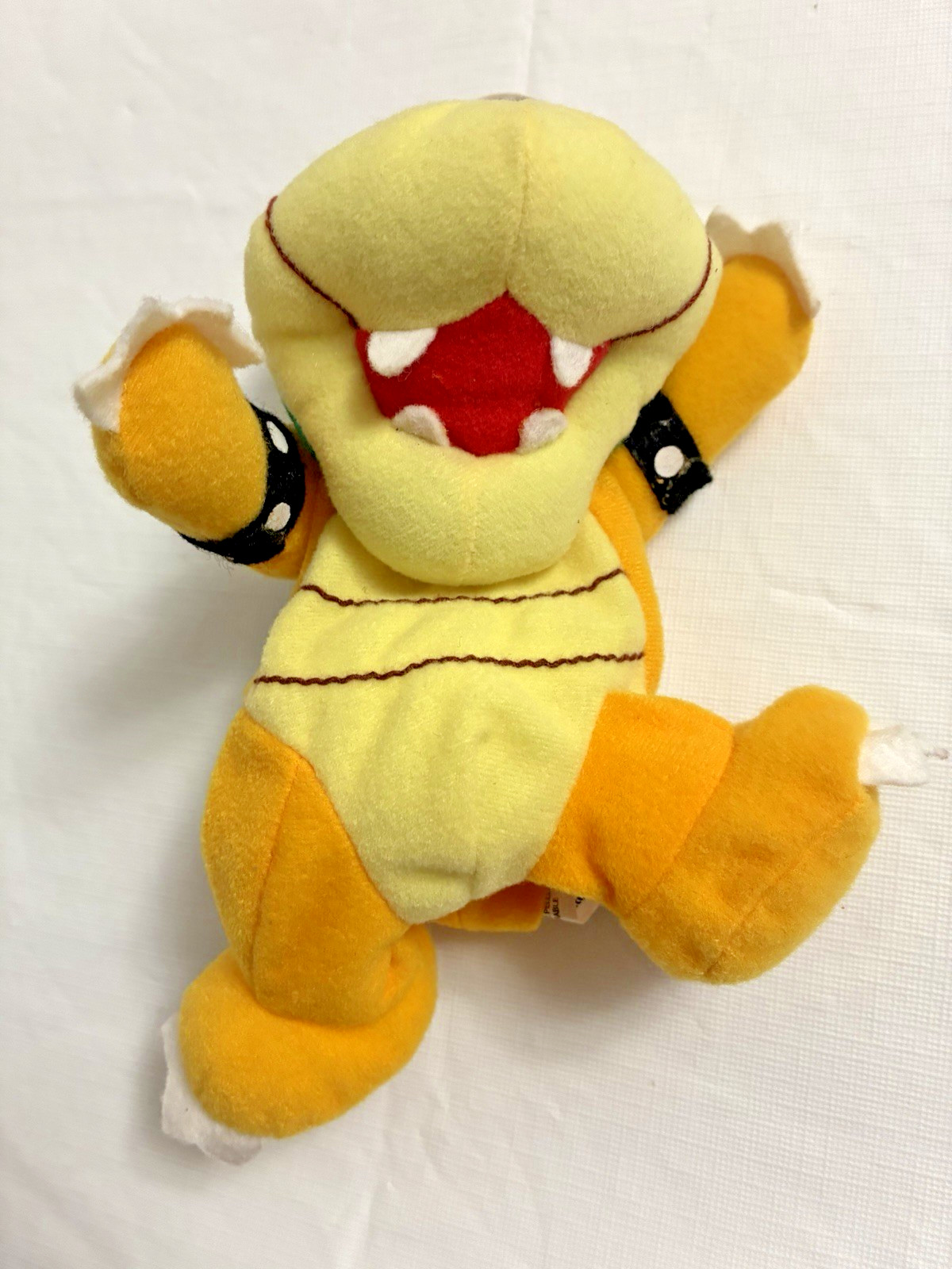 Nintendo 64 Collectibles – 7″ “Attacking” BOWSER – Mario Bros. Toy Site Beanbag