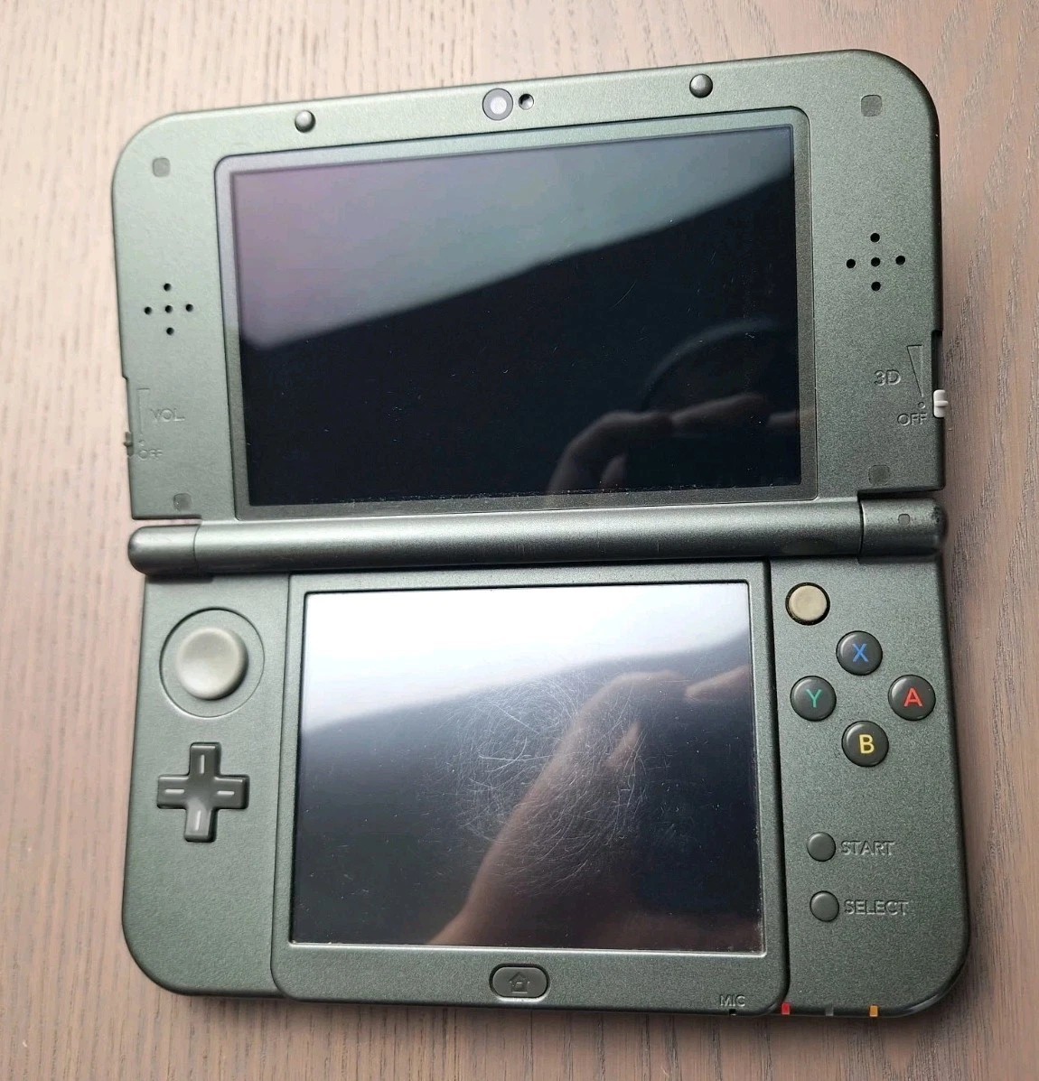New Nintendo 3DS XL Metallic Black | Charger 32GB SD Card | REGION FREE TOP IPS