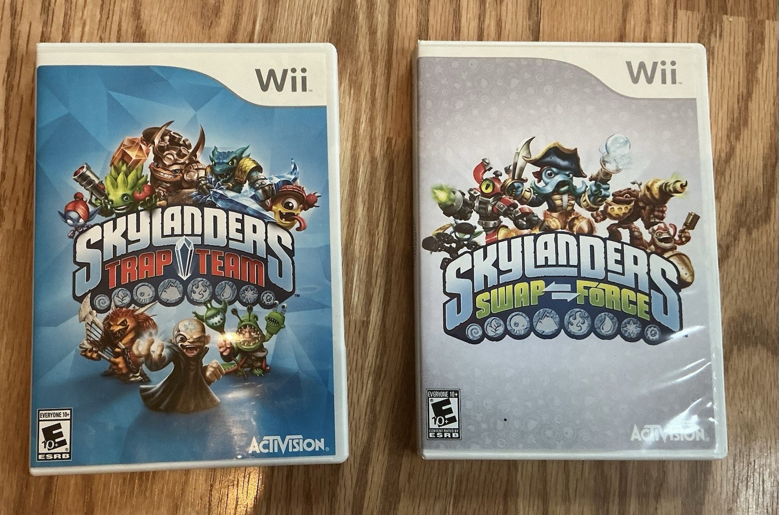 Skylanders Wii Games, Characters, And Portals Lot