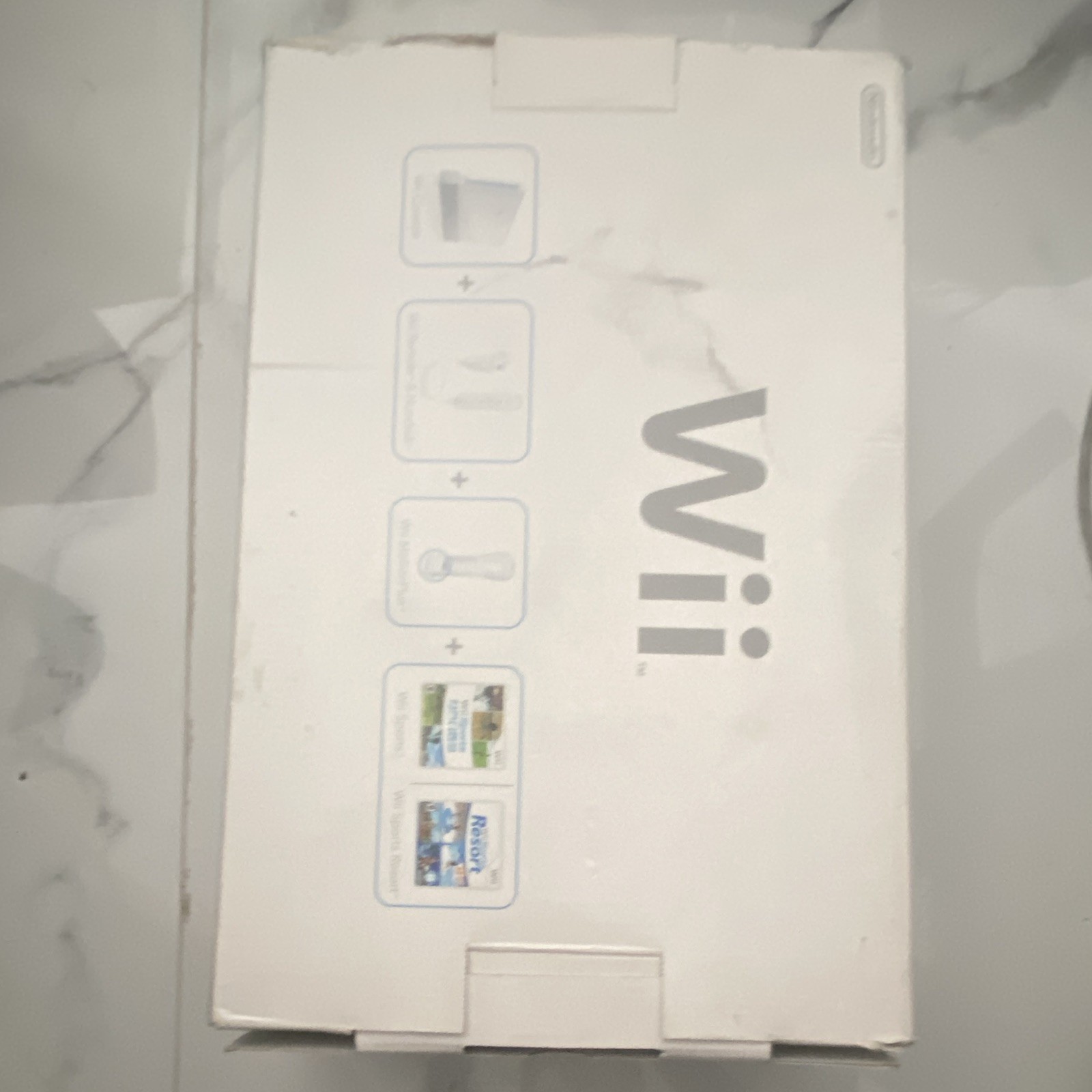 Nintendo Wii White Console w/ Wii Sports + Resort NTSC-U/C Wi-Fi 480p RVL-001