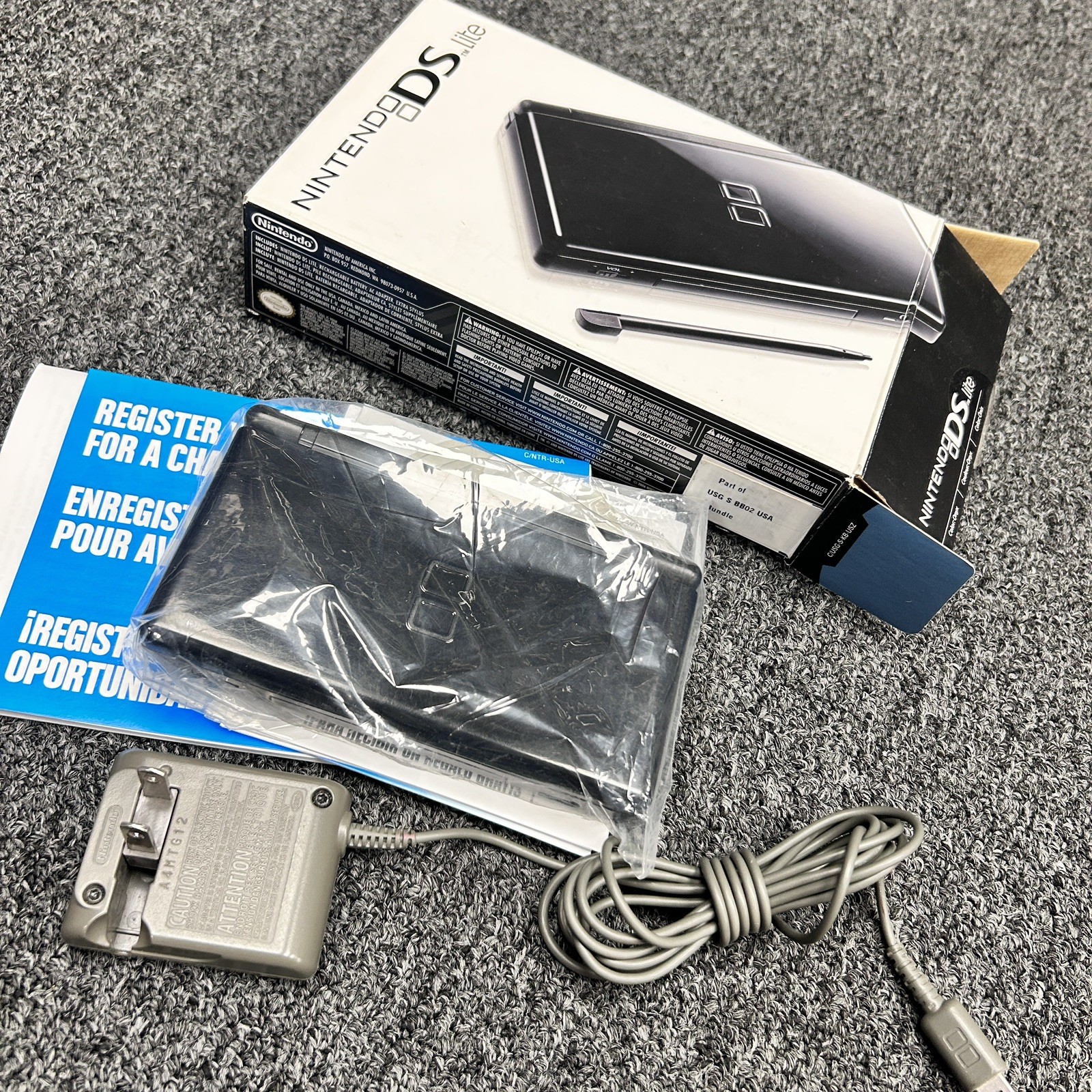 Nintendo DS Lite – Onyx Black (Complete in Box – CIB) – TESTED! Excellent 🔥