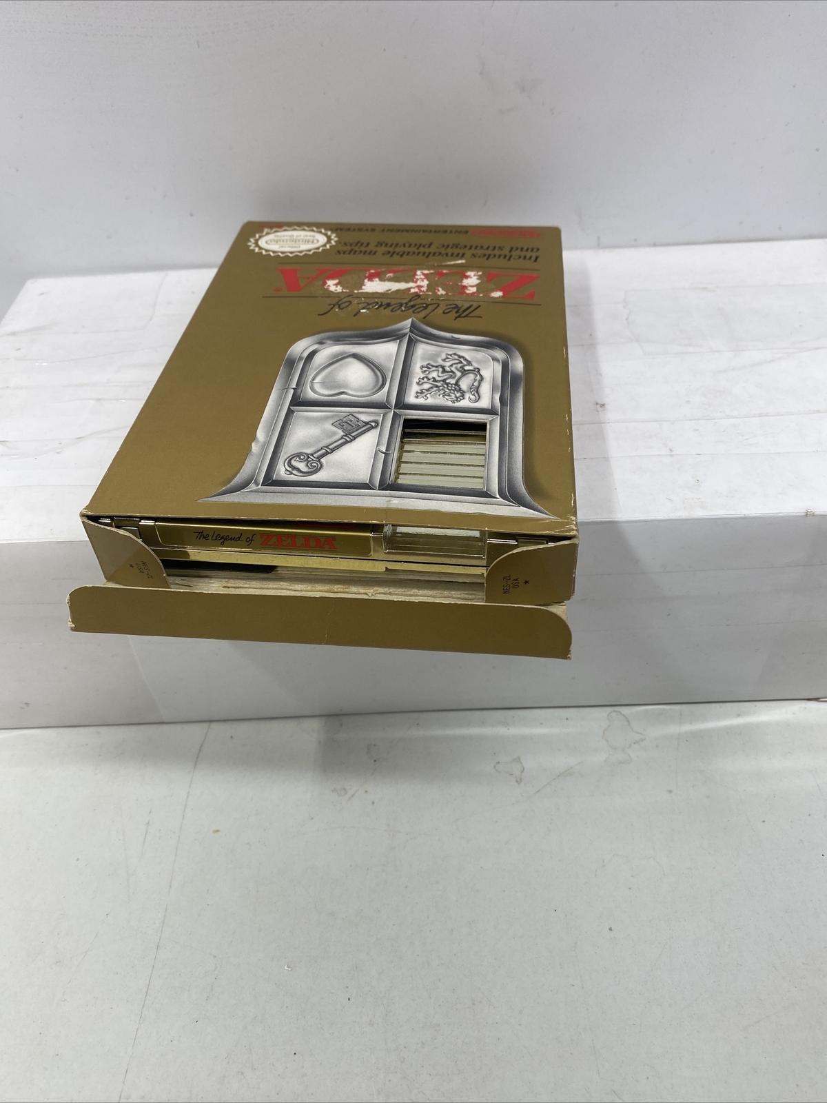 Legend of Zelda NES Nintendo Complete CIB Authentic w/ Map Oval Seal