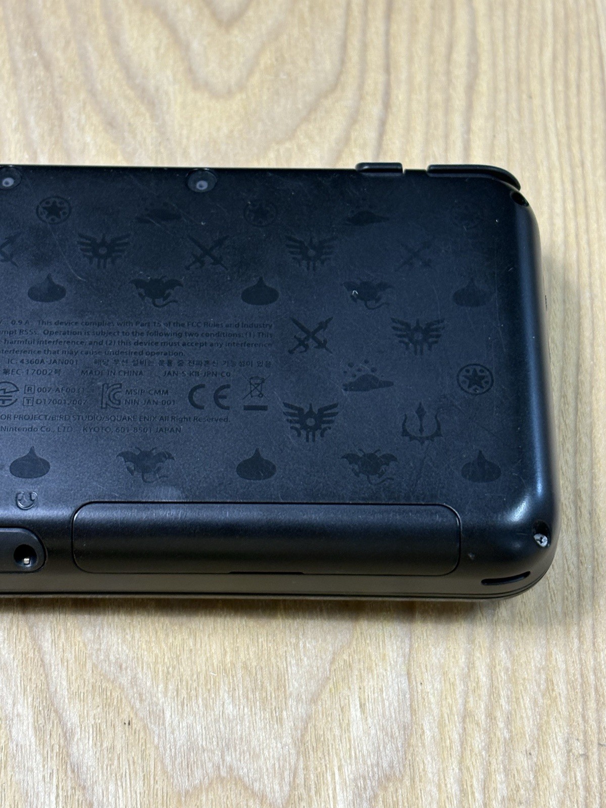 Nintendo 2DS XL LL Dragon Quest Hagure Metal Slime Edition Console Japanese