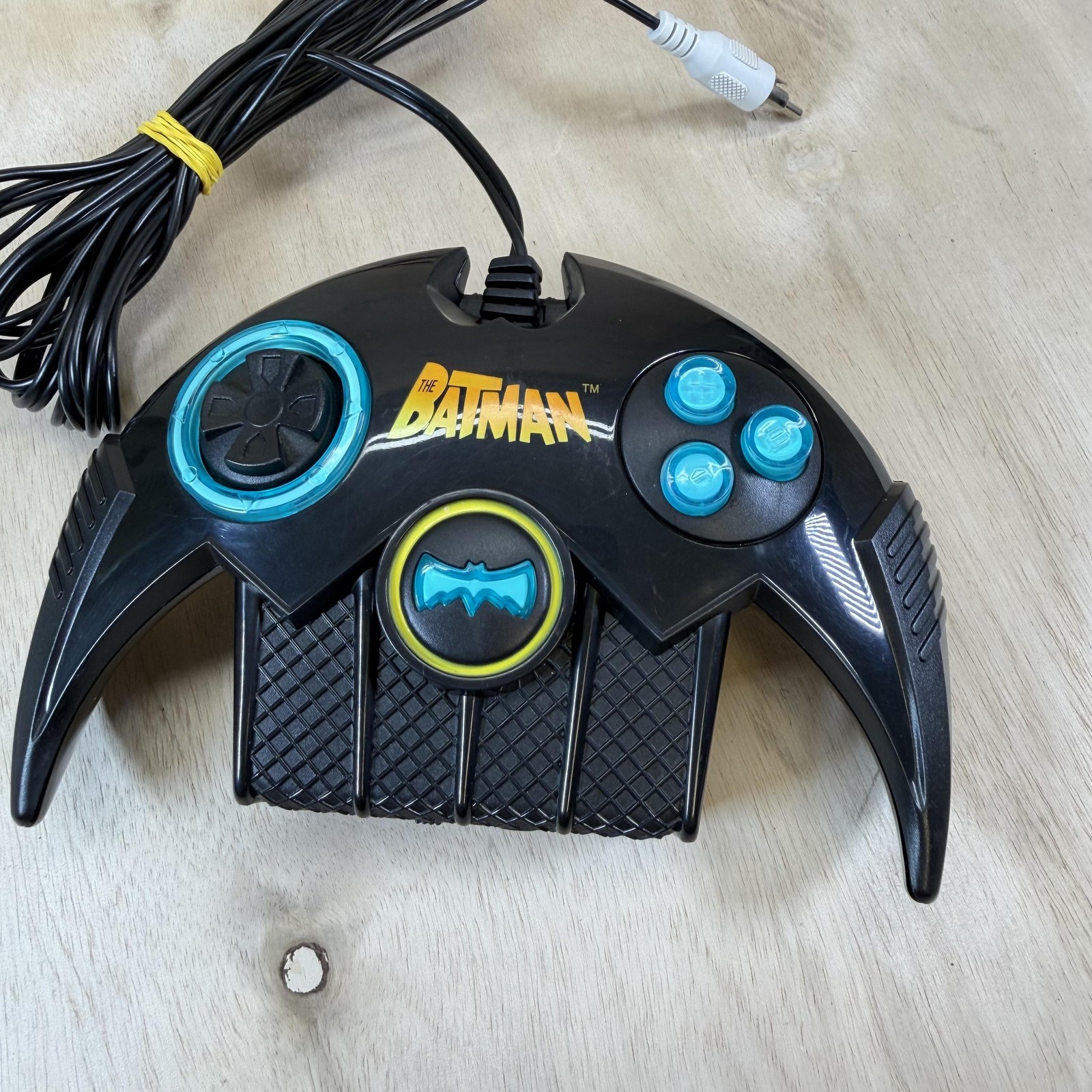 JAKKS Pacific The Batman TV Games Plug & Play Console Black RCA AV 2004 Game