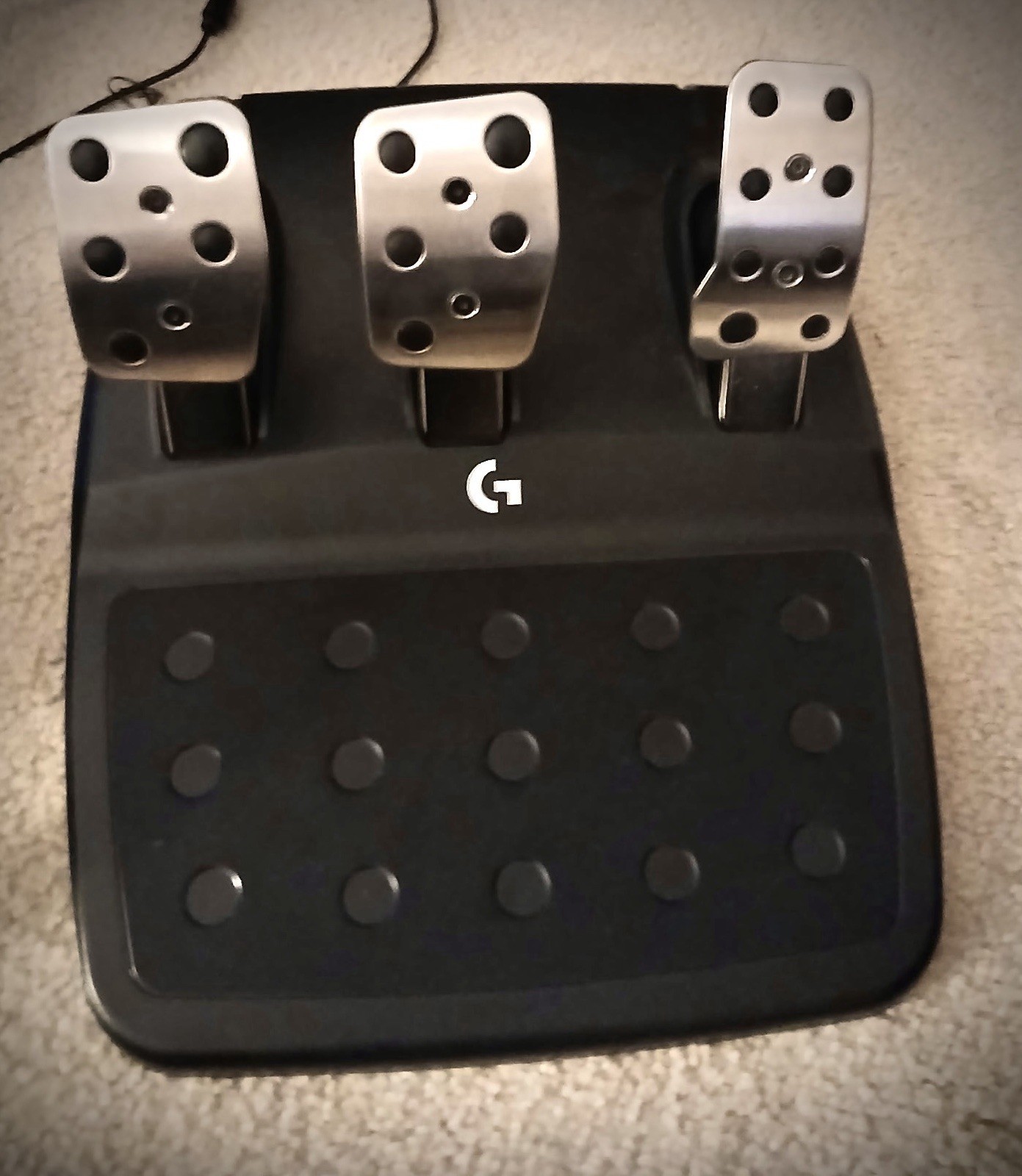 Logitech G923 Racing Wheel and Pedals