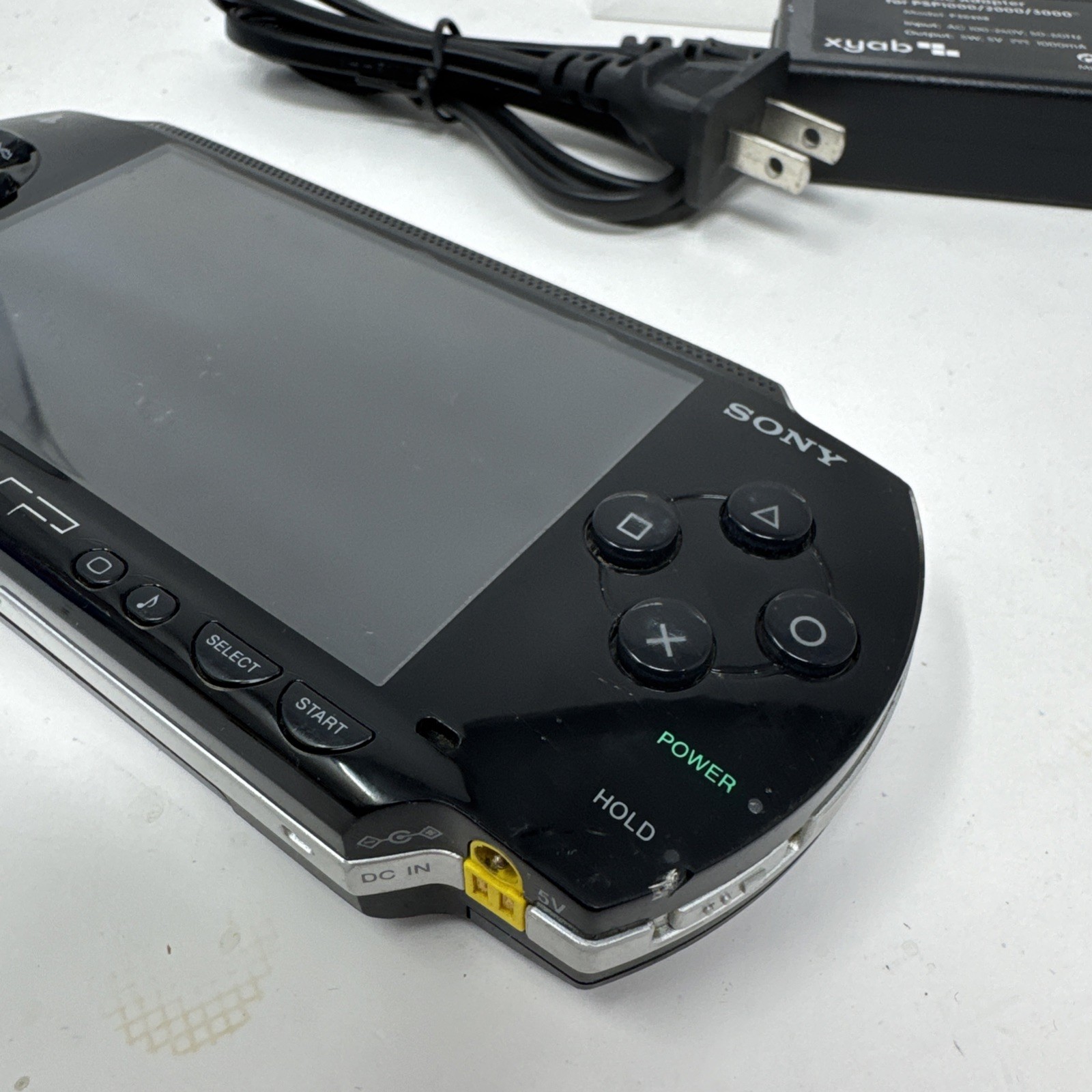 PSP-1001 Black Sony PlayStation Portable- New Battery, Charger, 2gb Memory