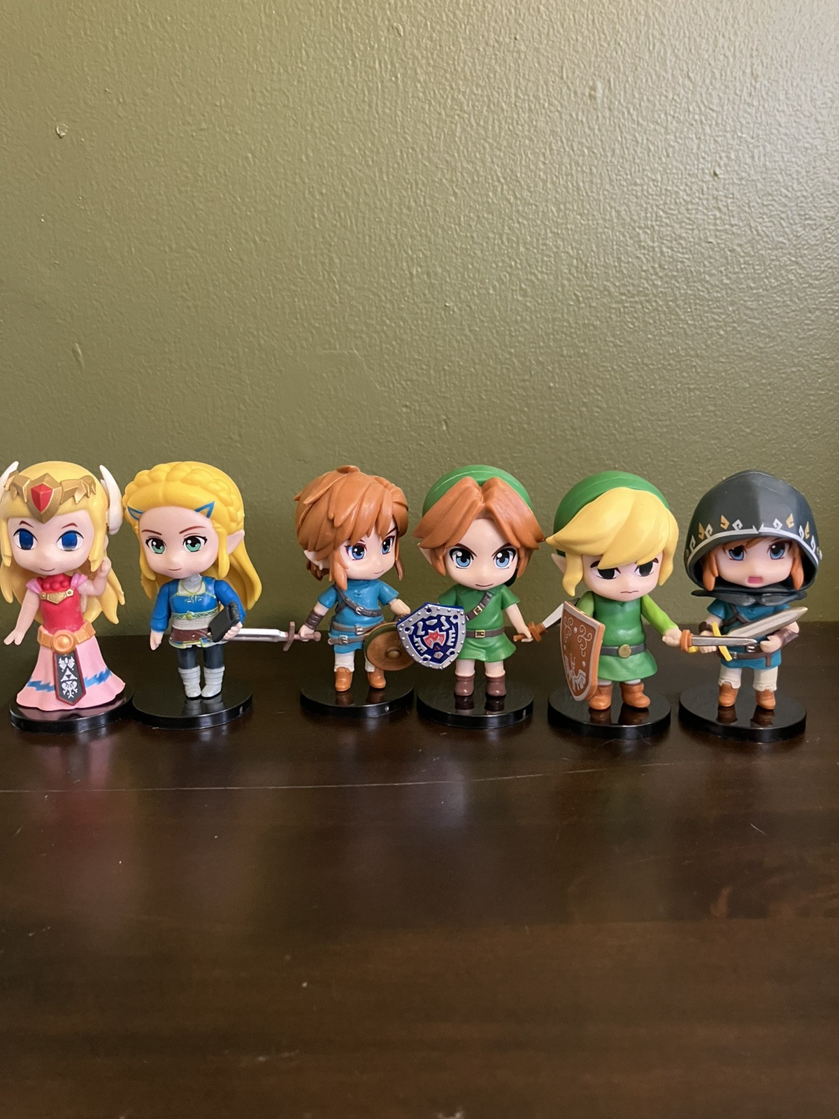 6 New And Sealed Legend Of Zelda Toys