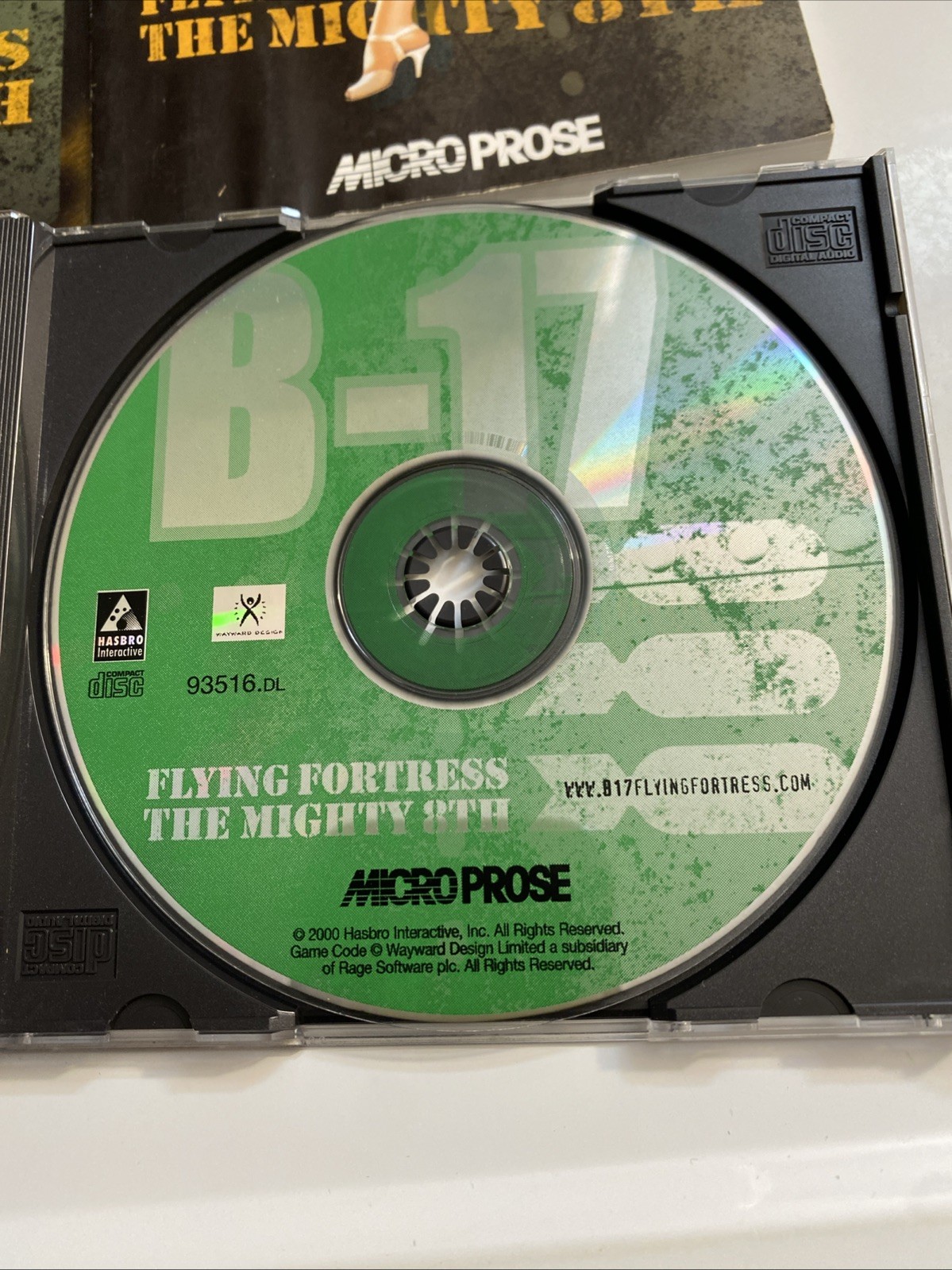 B-17 Flying Fortress: The Mighty 8th Big Box CD PC Game Complete 2001