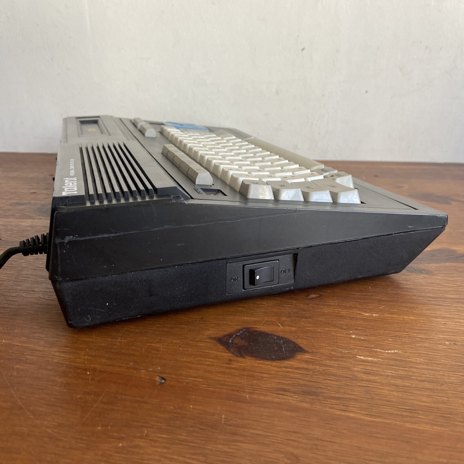 Talent Personal computer. MSX DPC-200 Argentina variant AS-IS
