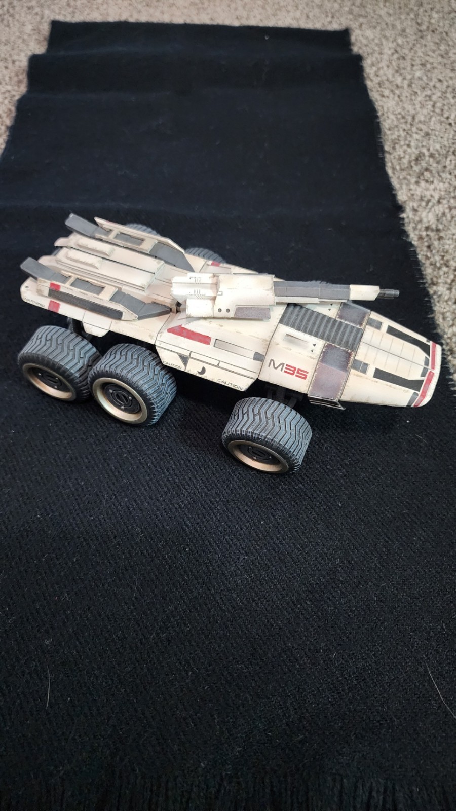Mass Effect M35 Mako Tank Vehicle Figure Statue Legendary Limited Edition