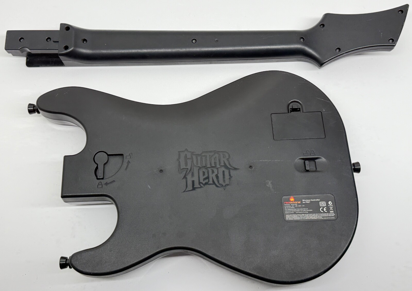 PS2 GUITAR HERO REDOCTANE SUNBURST WIRELESS CONTROLLER 95449.805 + BOX NO DONGLE