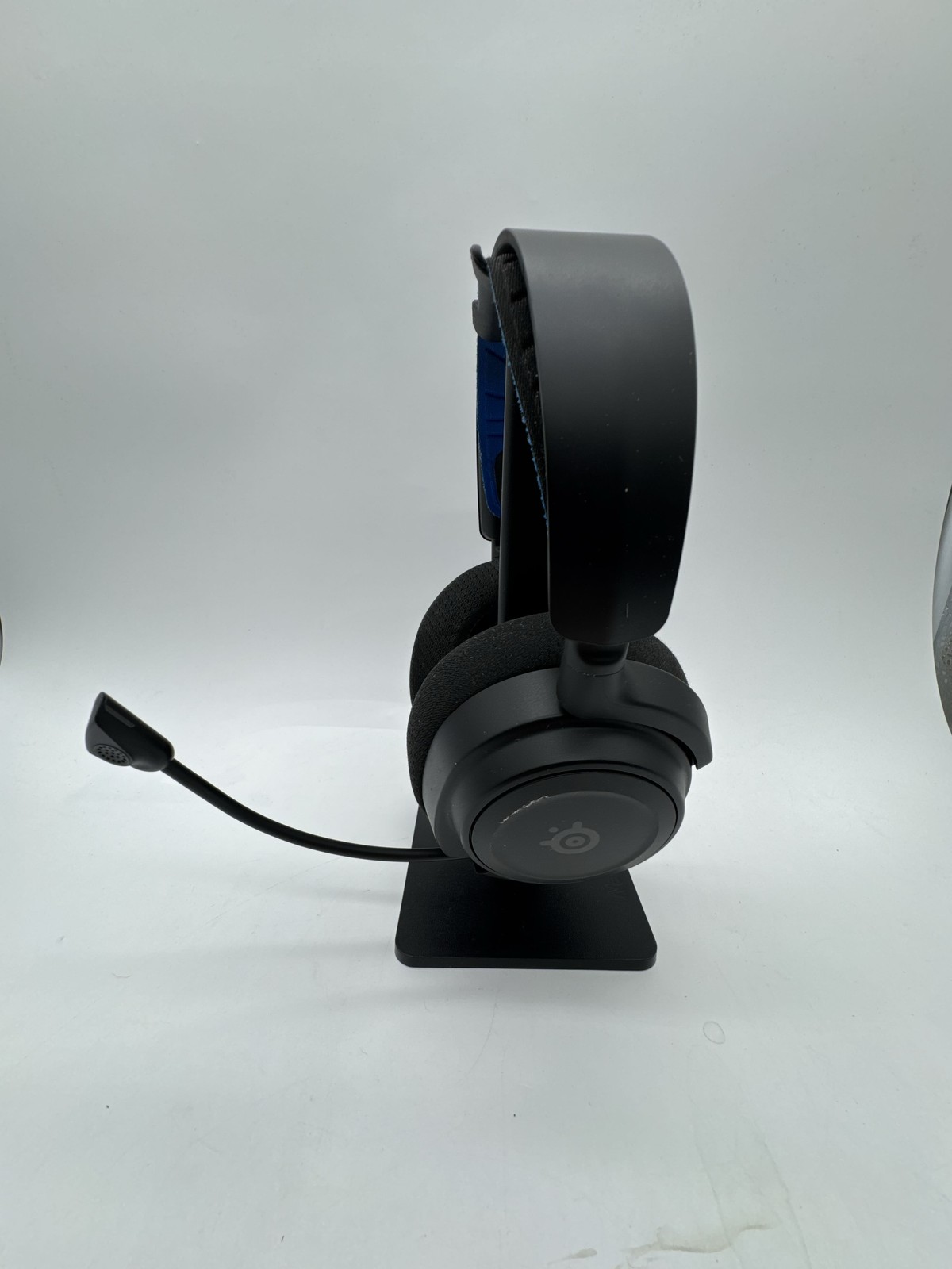 SteelSeries Arctis Nova 7P Wireless Gaming Headset 2.4GHz Bluetooth Black