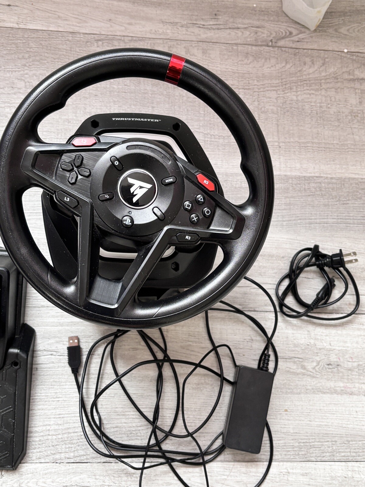 volante Thrumaster