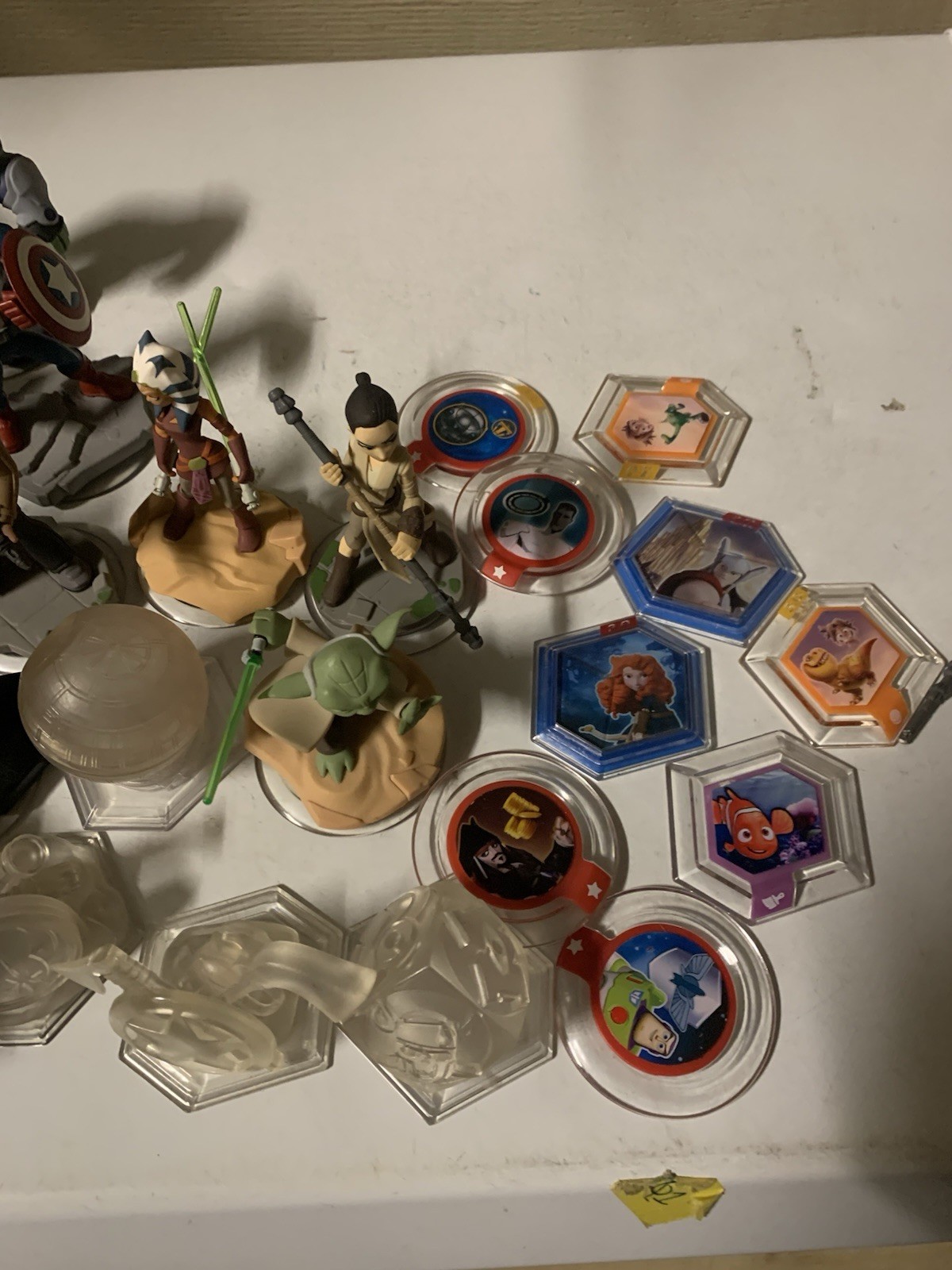 Disney Infinity Lot Of 40 Figures Power Discs All Tested Mickey Stitch Leia Yoda