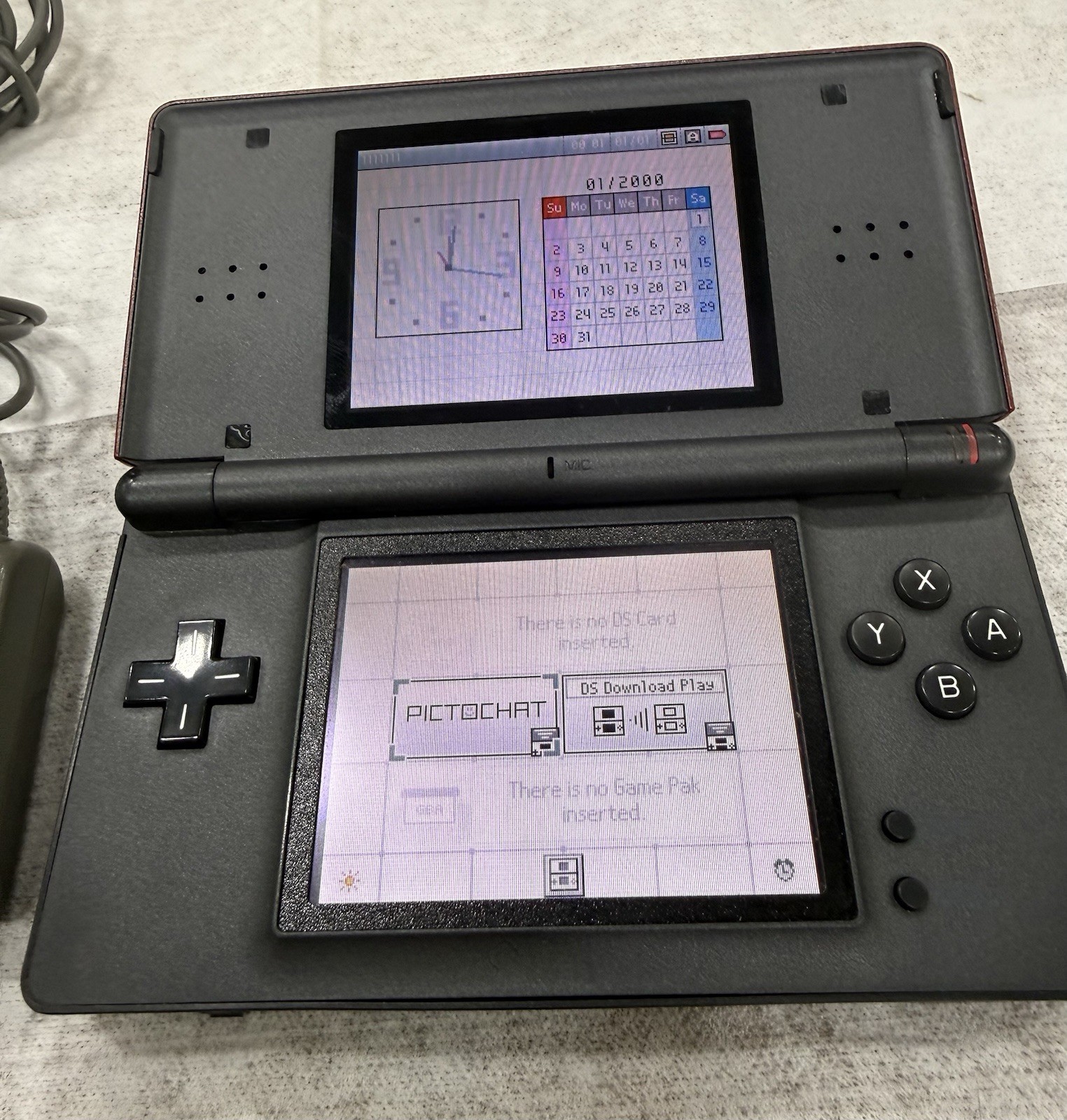 Nintendo DS Lite USG-001 Red/Black Handheld Console w/ Stylus, Charger