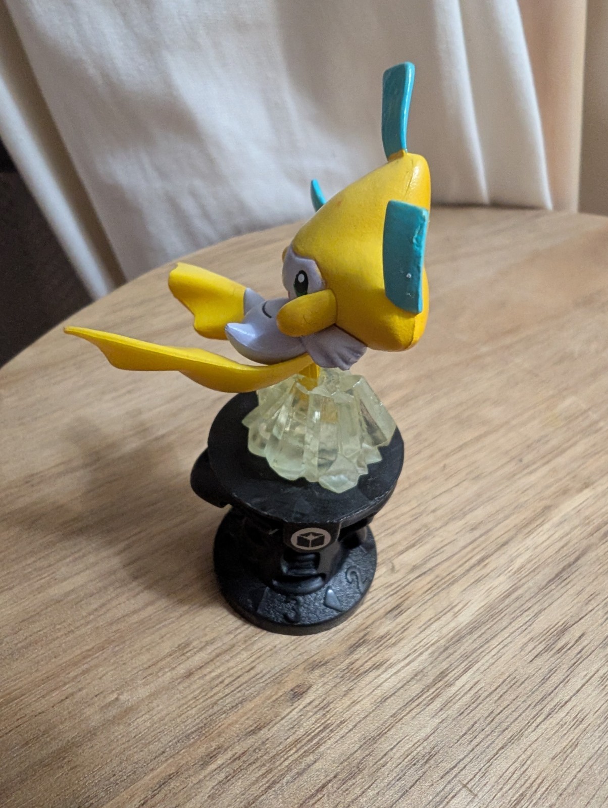 Jirachi Pokemon Battle Figure Kaiyodo Tomy 2004 Diorama Chess Genuine W06 2.8in