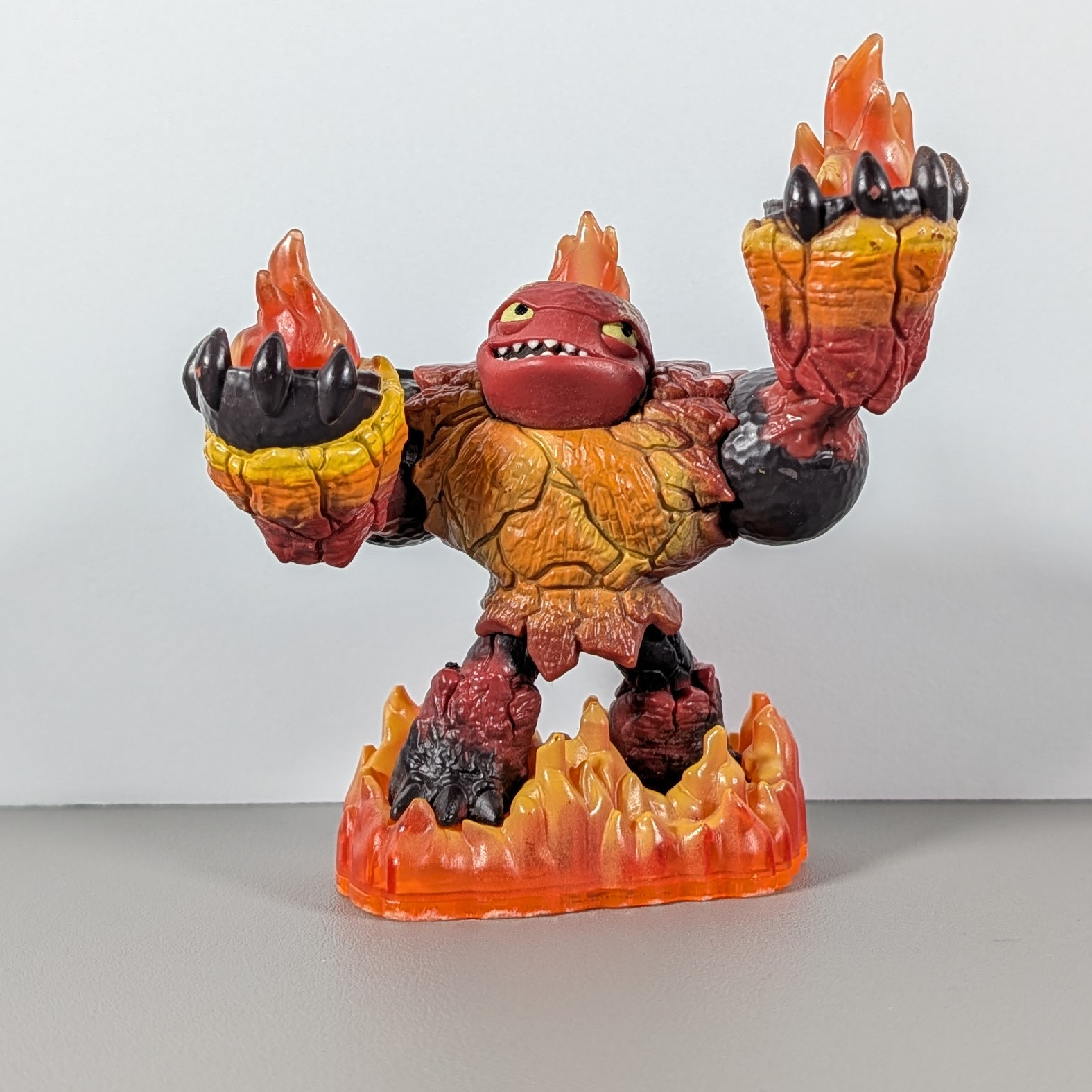 Skylanders Giants Figure – Hot Head (Orange Base)