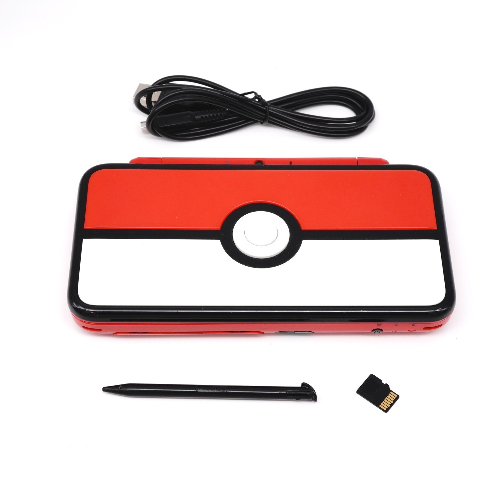 Nintendo “New” 2DS XL LL Console Pokemon Pokeball Edition + extras (USA Seller)