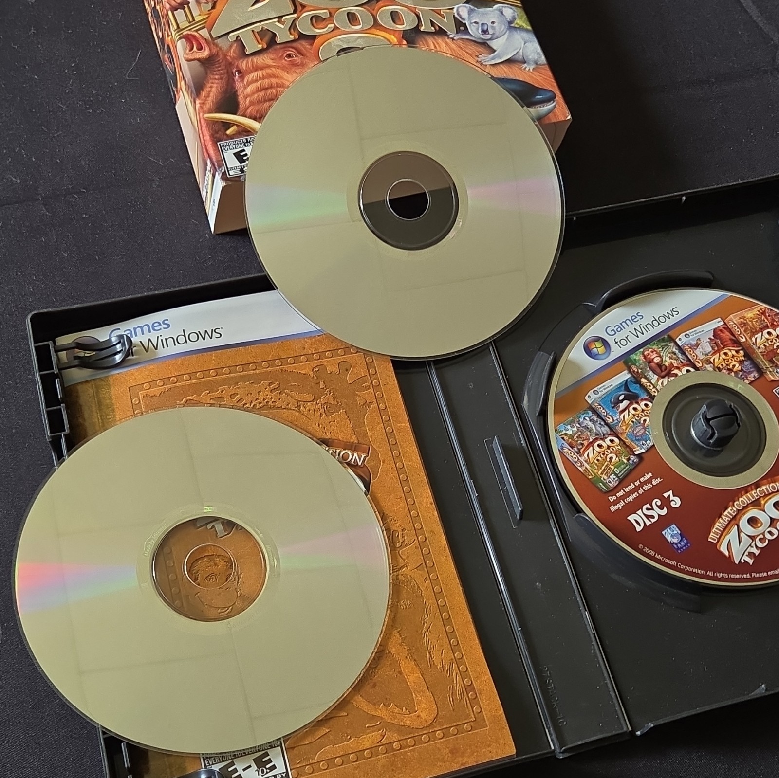 Zoo Tycoon 2 Ultimate Collection PC game (with sleave, case, 3 discs)