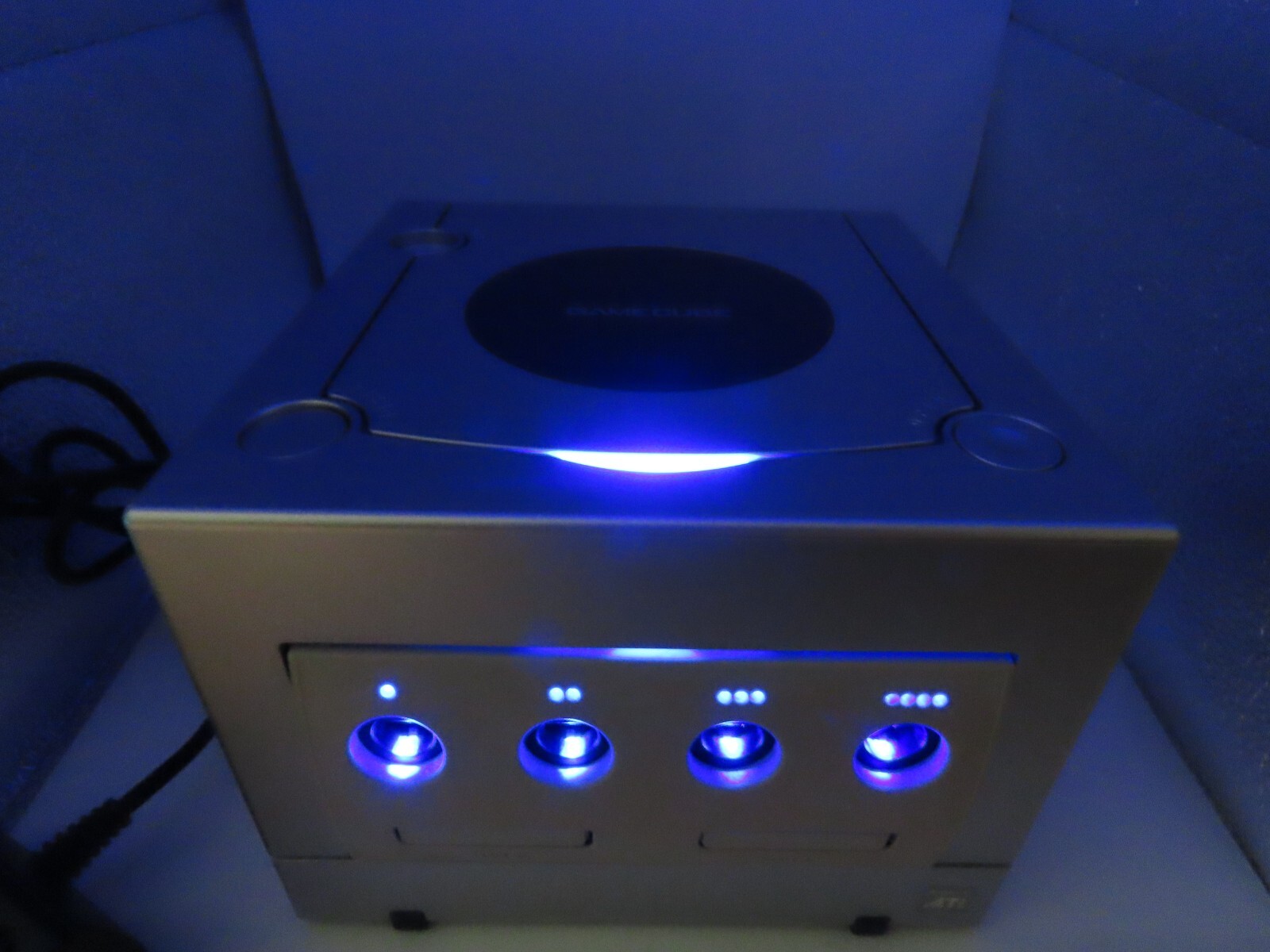 Nintendo GameCube BLUE LED Light Mod Modification Kit – Fan, main LED and ports