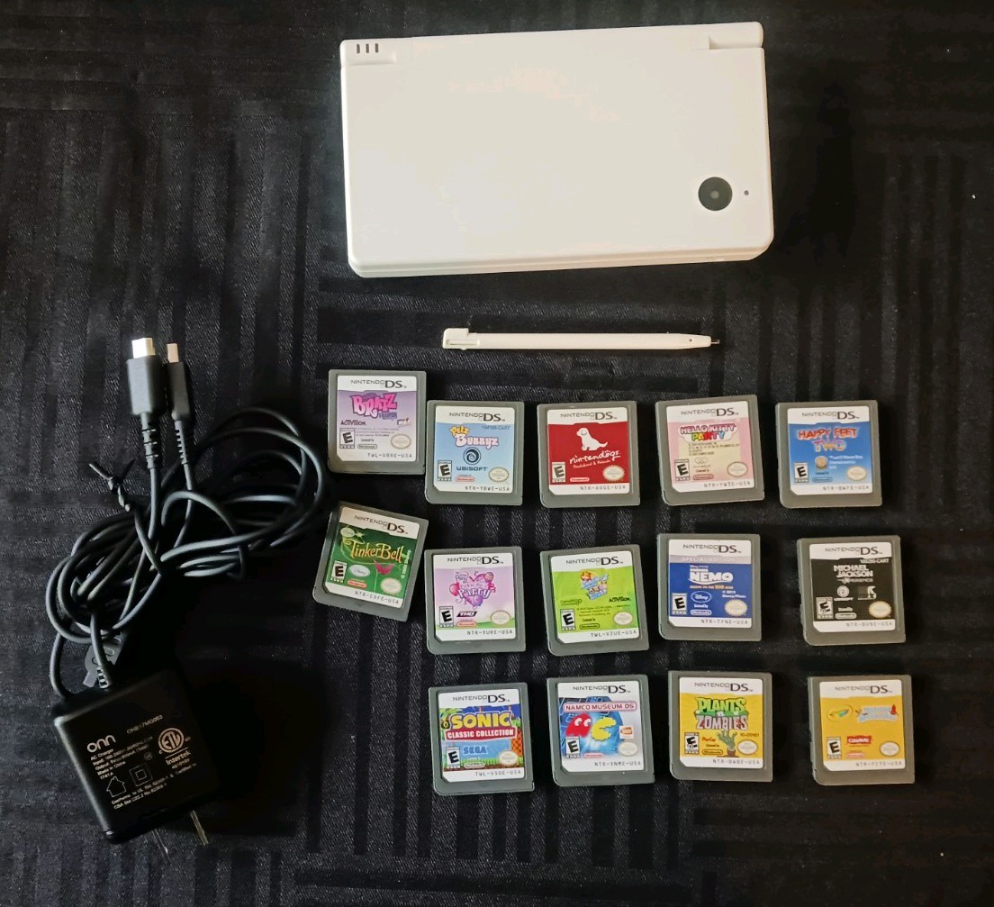 Nintendo DSI Bundle with 14 Games Agua, Tested Working Stylus Charger