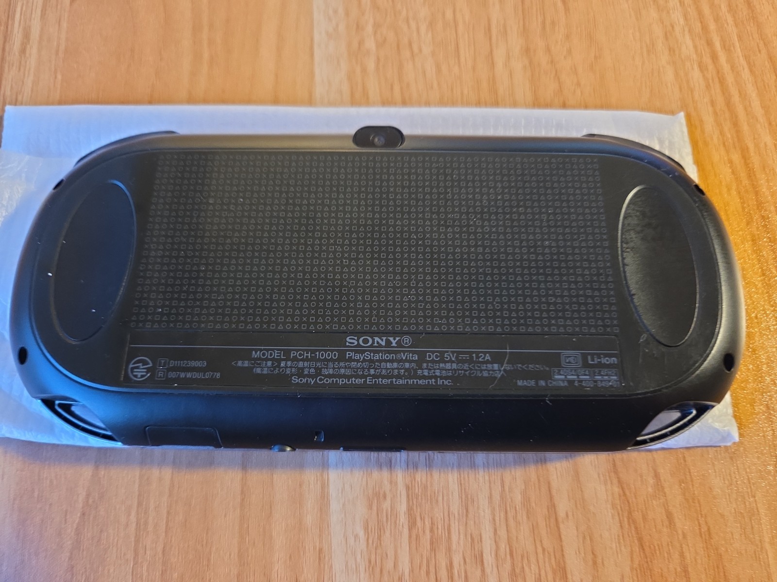Sony Ps Vita PCH-1000 black Crystal Model Console & Charger CIB TESTED