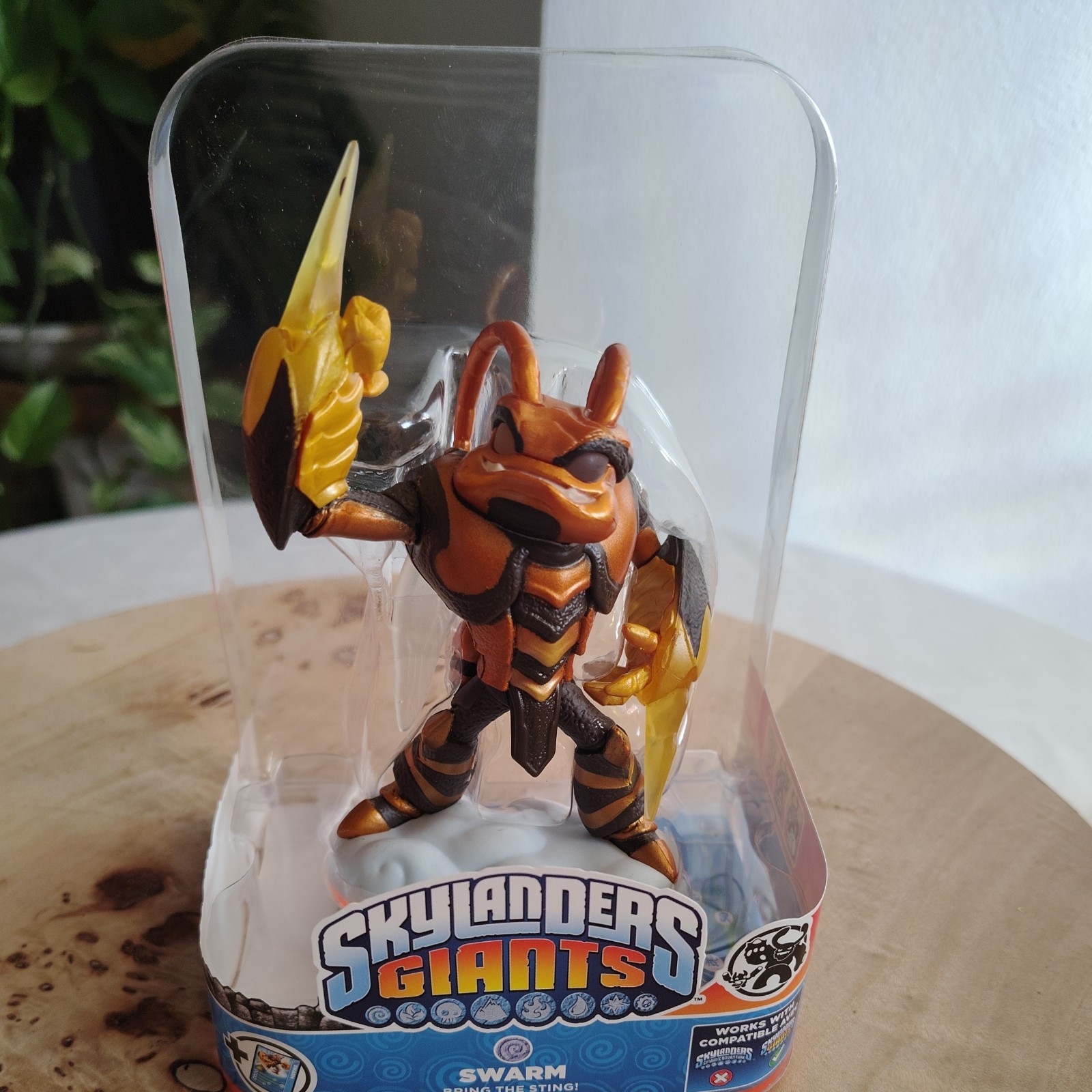 2012 Skylanders Giants Eye-Brawl, Thumpback, Bouncer, Crusher, Hot Head, Swarm