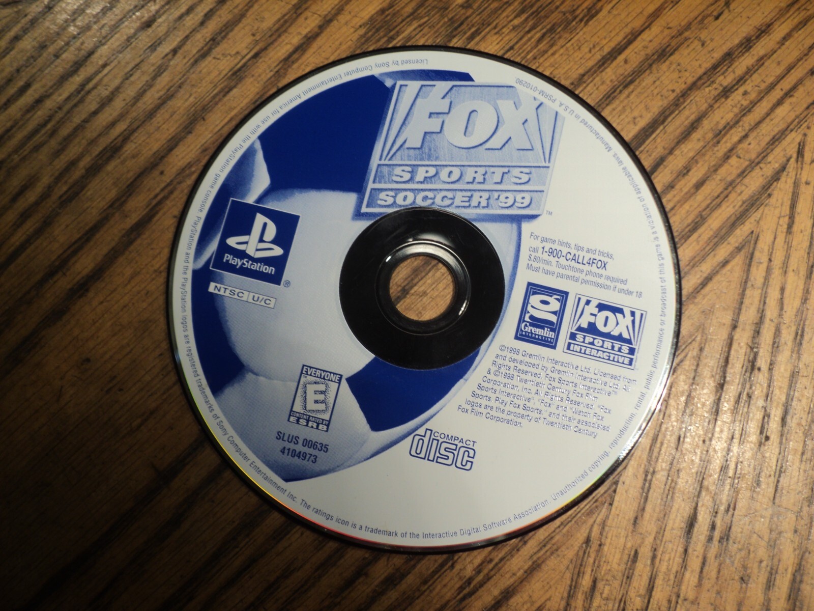 Fox Sports Soccer ’99 (Sony PlayStation 1, 1998) Case & Disc