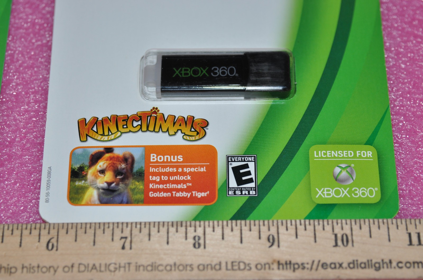 Brand New Xbox 360 8GB USB 2.0 Flash Drive SanDisk Official Microsoft Licensed
