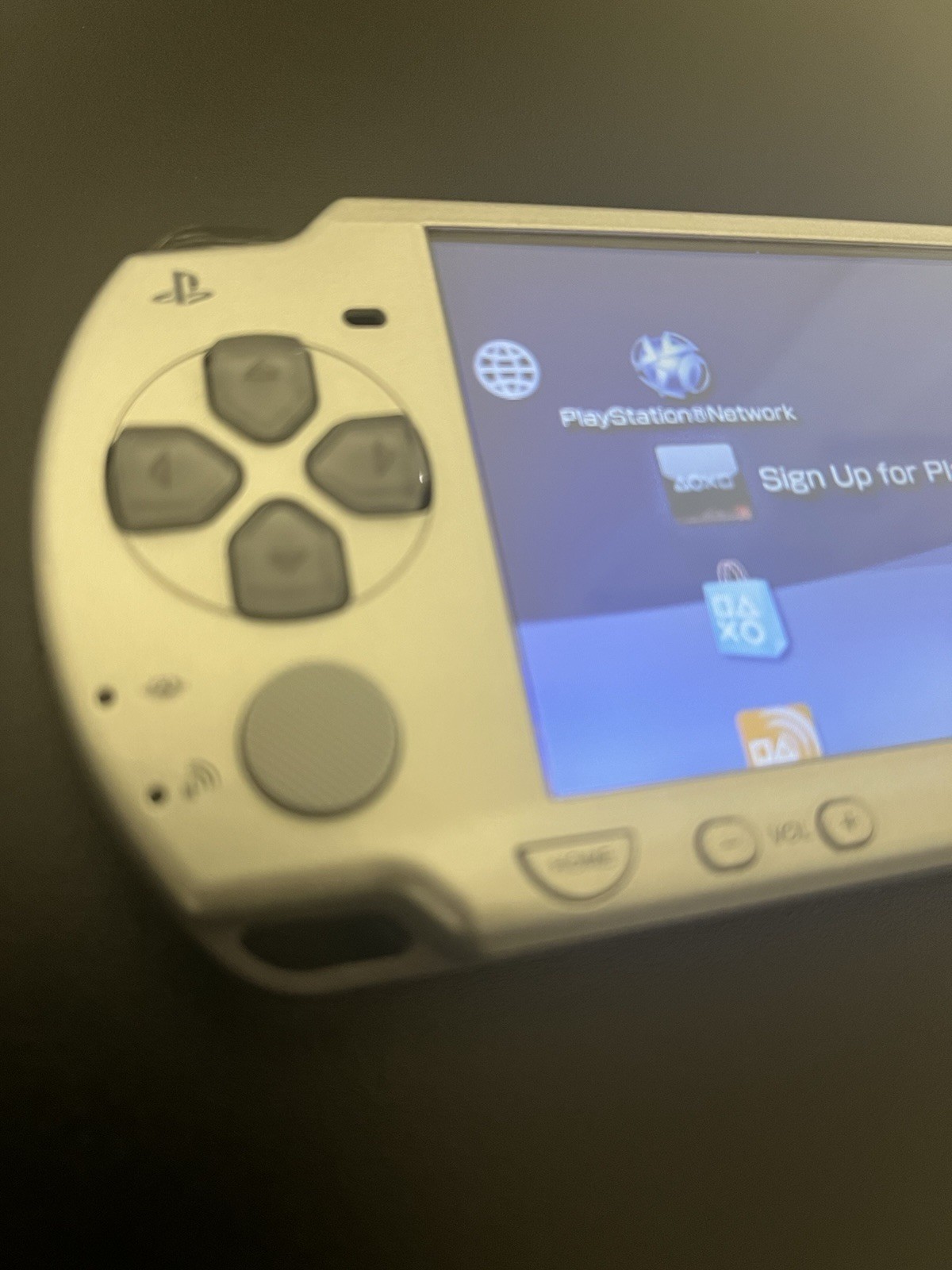 Sony PSP 2000 Crisis Core: Final Fantasy VII Silver Handheld System *Read Descr*