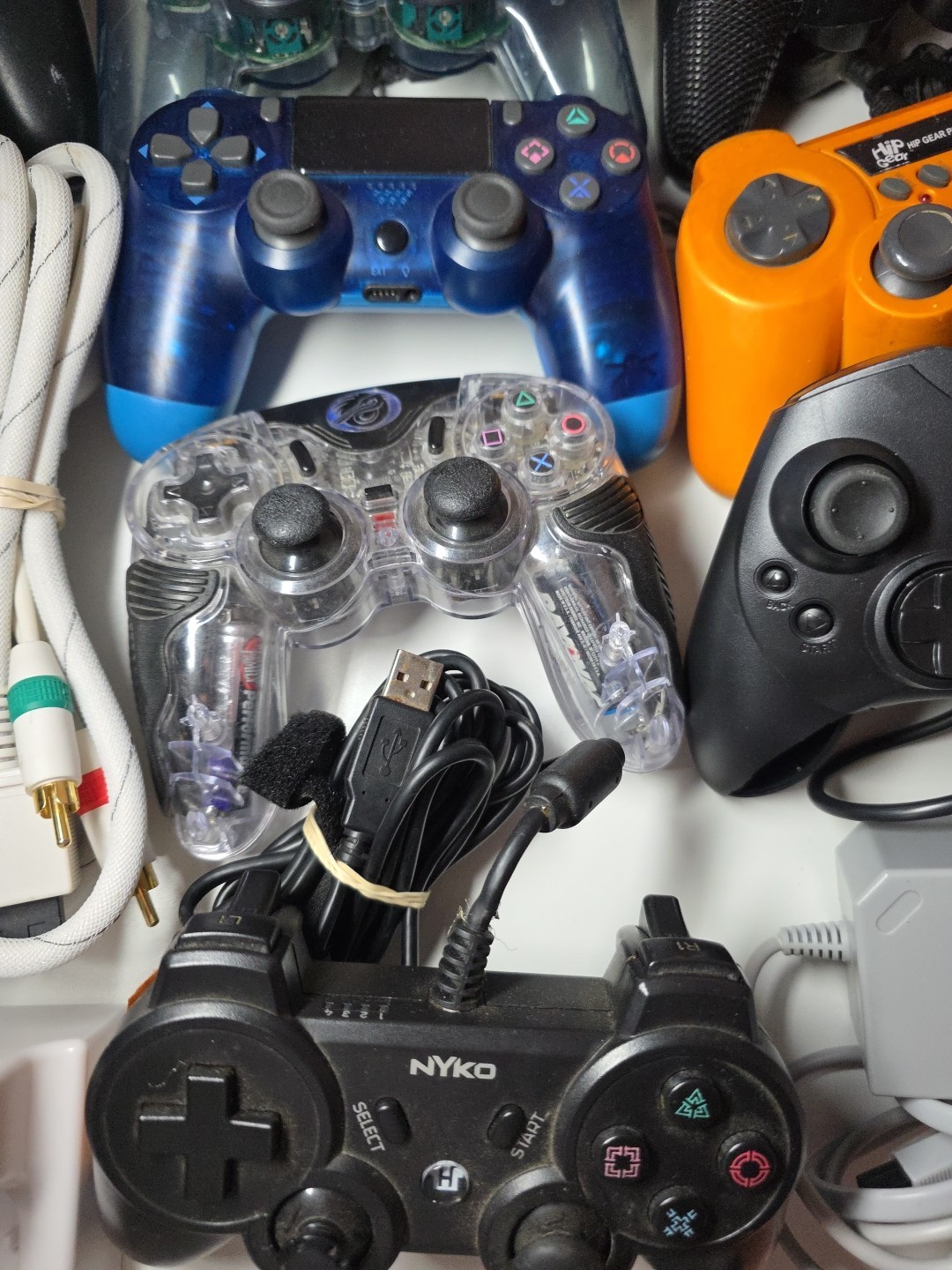 Lot Of 3rd Party Video Game Controllers & Accessories For Wii Xbox PS – Untested