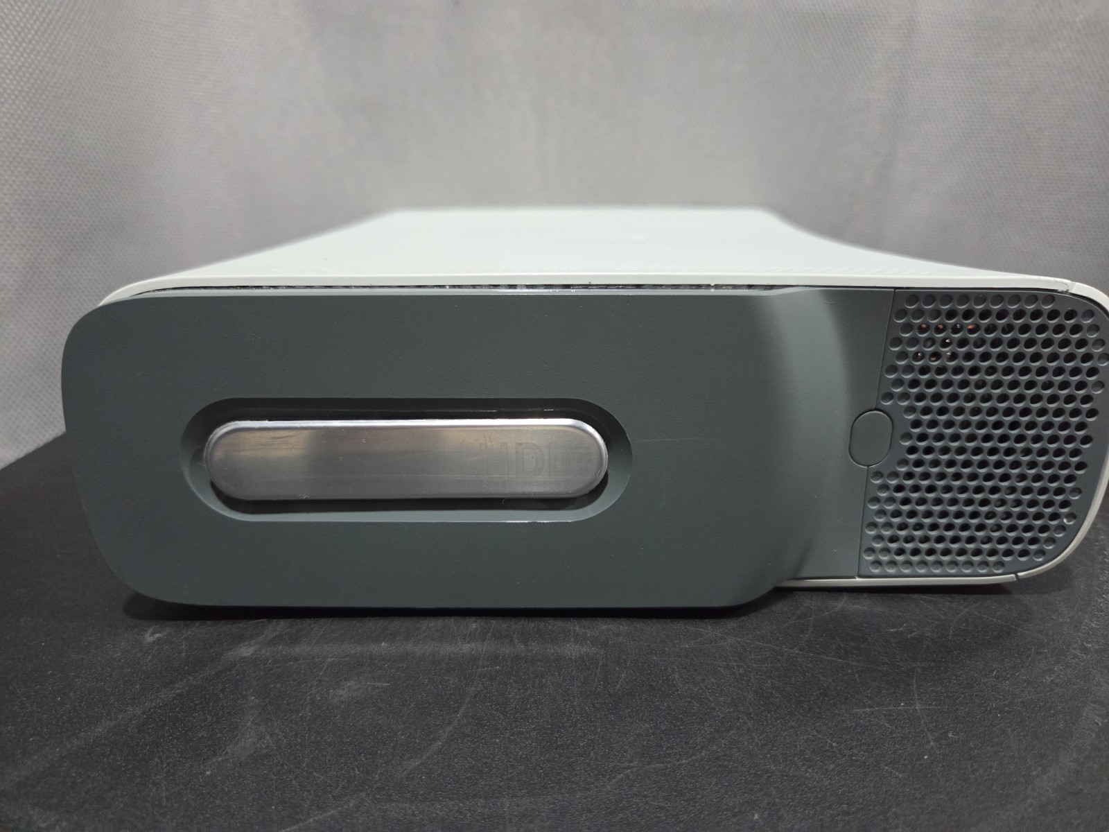 Microsoft Xbox 360 White Console Bundle – Controller, Power & AV– Tested Working