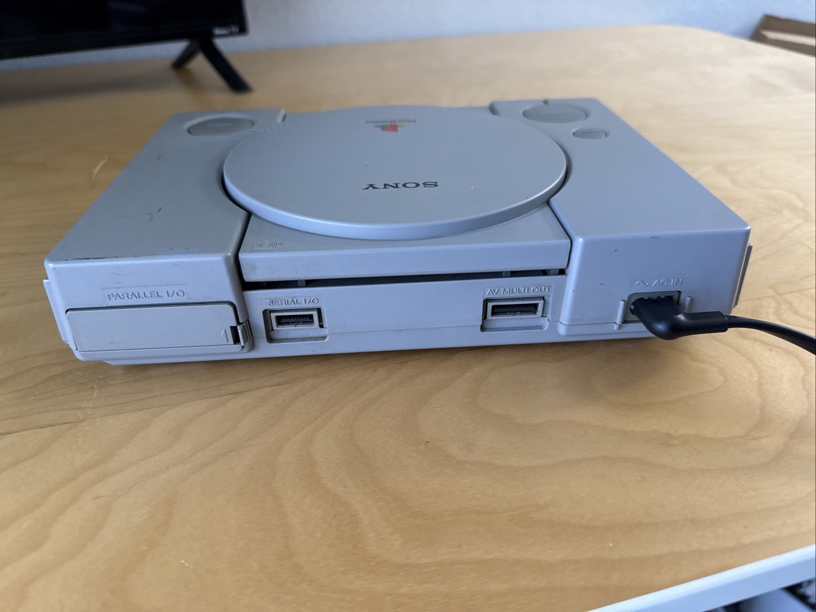 Sony PlayStation 1 PS1 (SCPH-9001) Console Parts/Repair, Not Sure If It Works