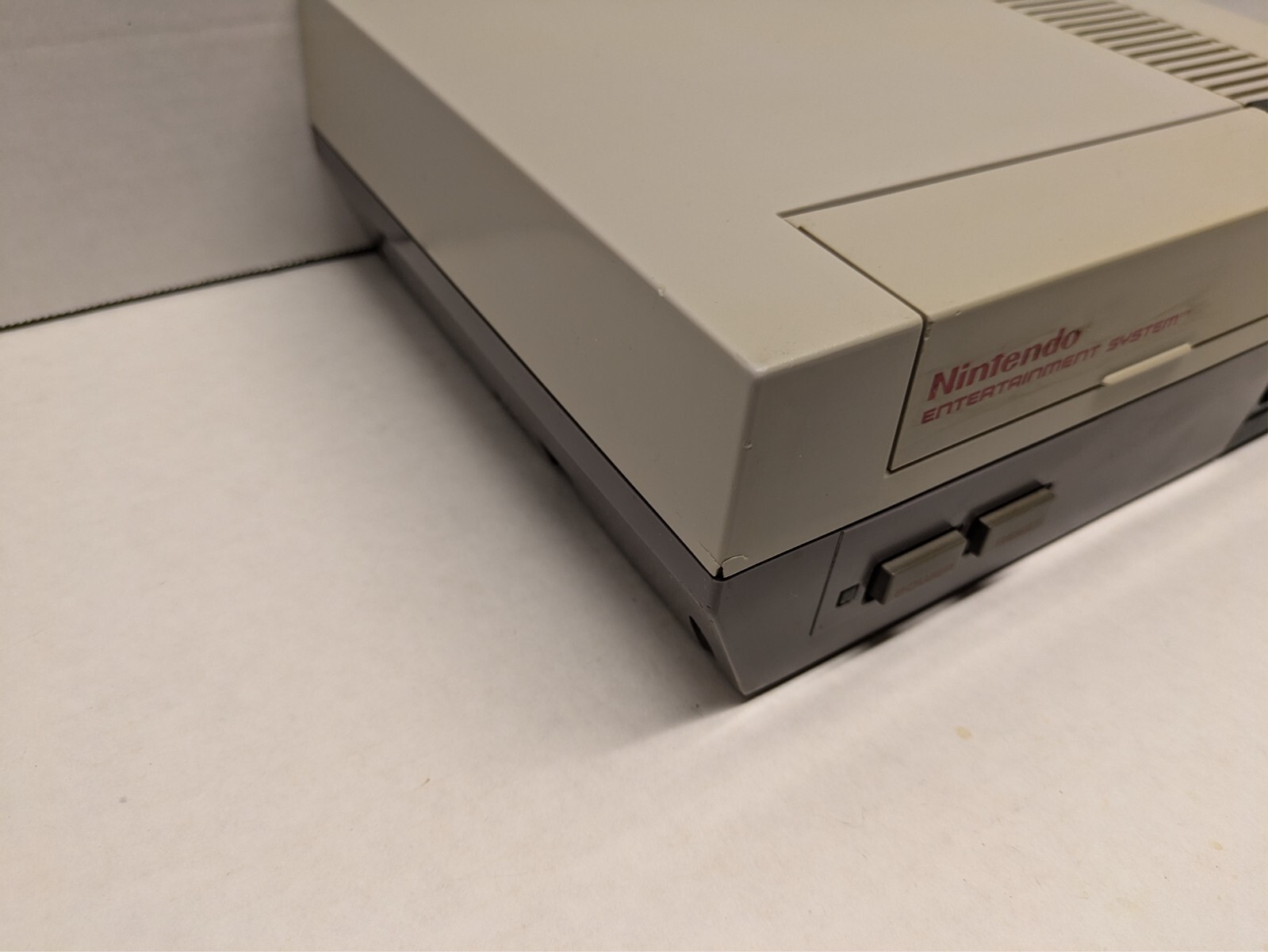 Nintendo NES Console New Caps, regulator, & OEM 72 Pin. Mario/Duck Hunt bundle.