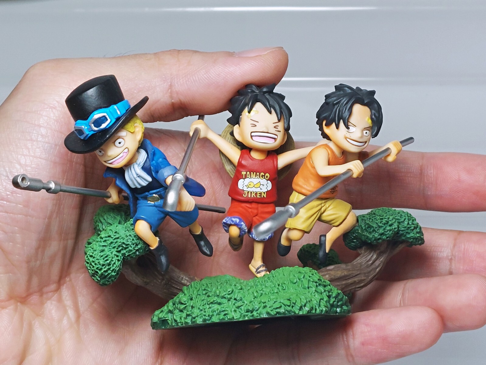 Monkey D. Luffy Portgas D. Ace Sabo One Piece Log Box Figure MegaHouse 2.6in