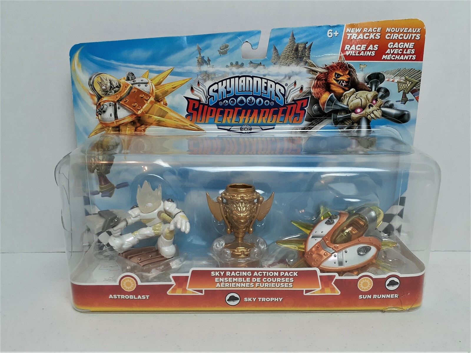 Skylanders Superchargers Sky Trophy Astroblast Sun Runner Sky Racing Action Pack