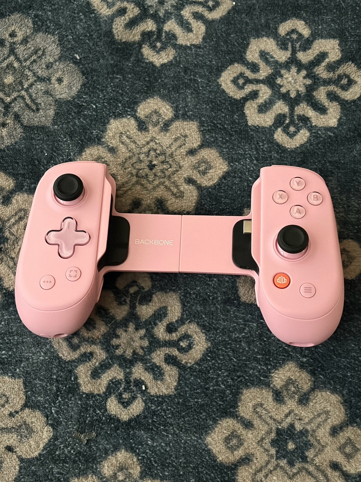 Backbone Pro Mobile and Wireless Gaming Device (USB-C) – Pink